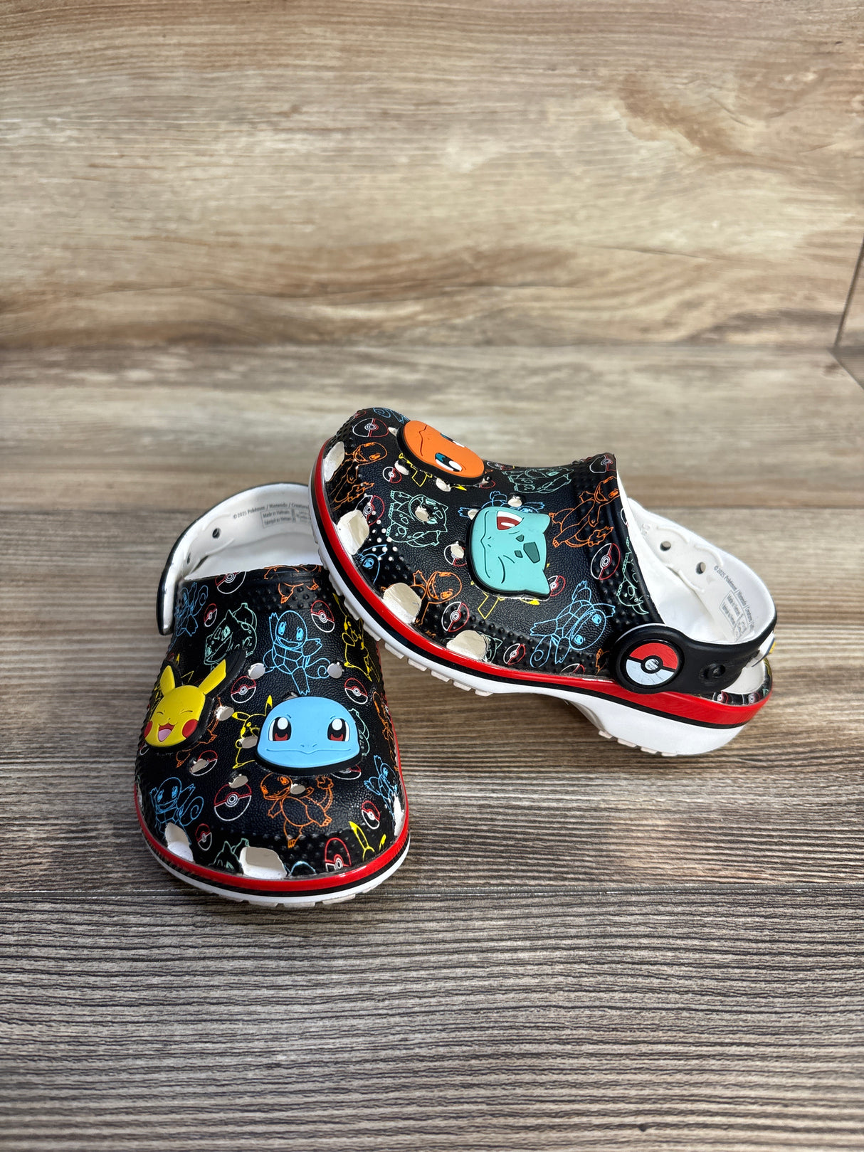 Crocs Pokemon Classic Clogs Black sz 6c