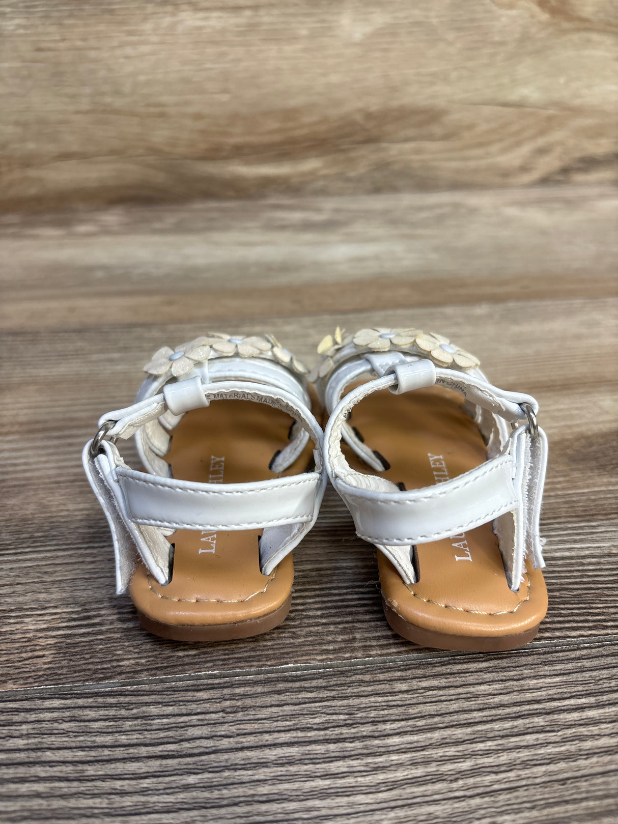 Laura Ashley Floral Sandals White sz 1/2c