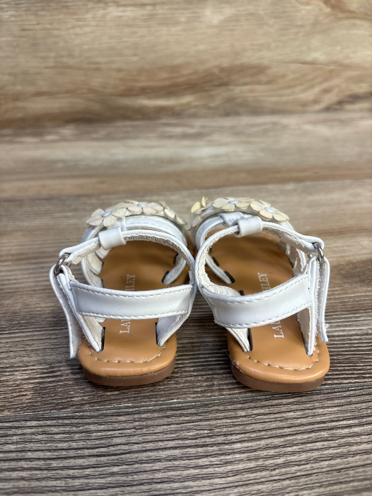 Laura Ashley Floral Sandals White sz 1/2c