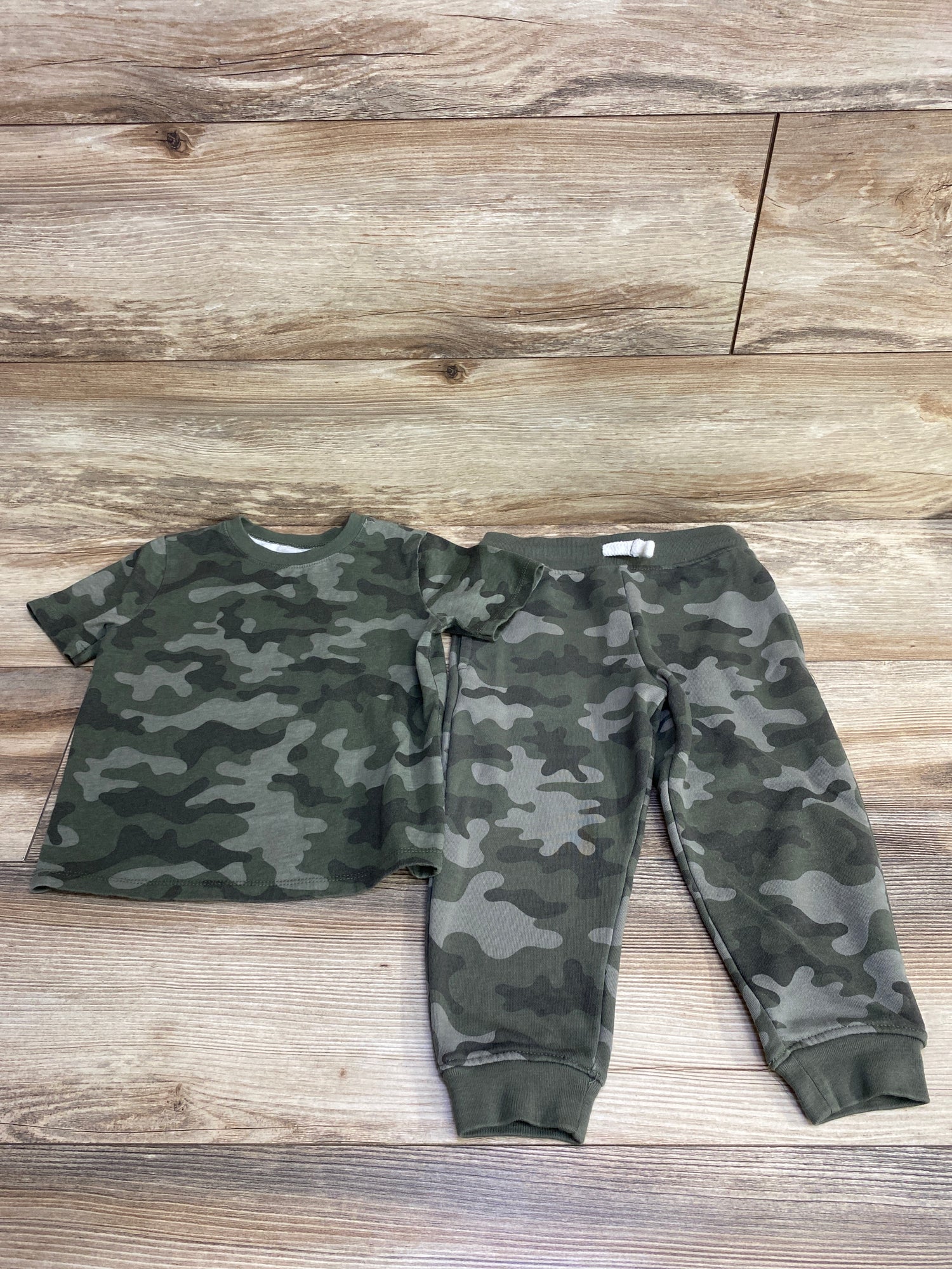 Garanimals 2pc Camo Shirt & Joggers Set Green sz 3T