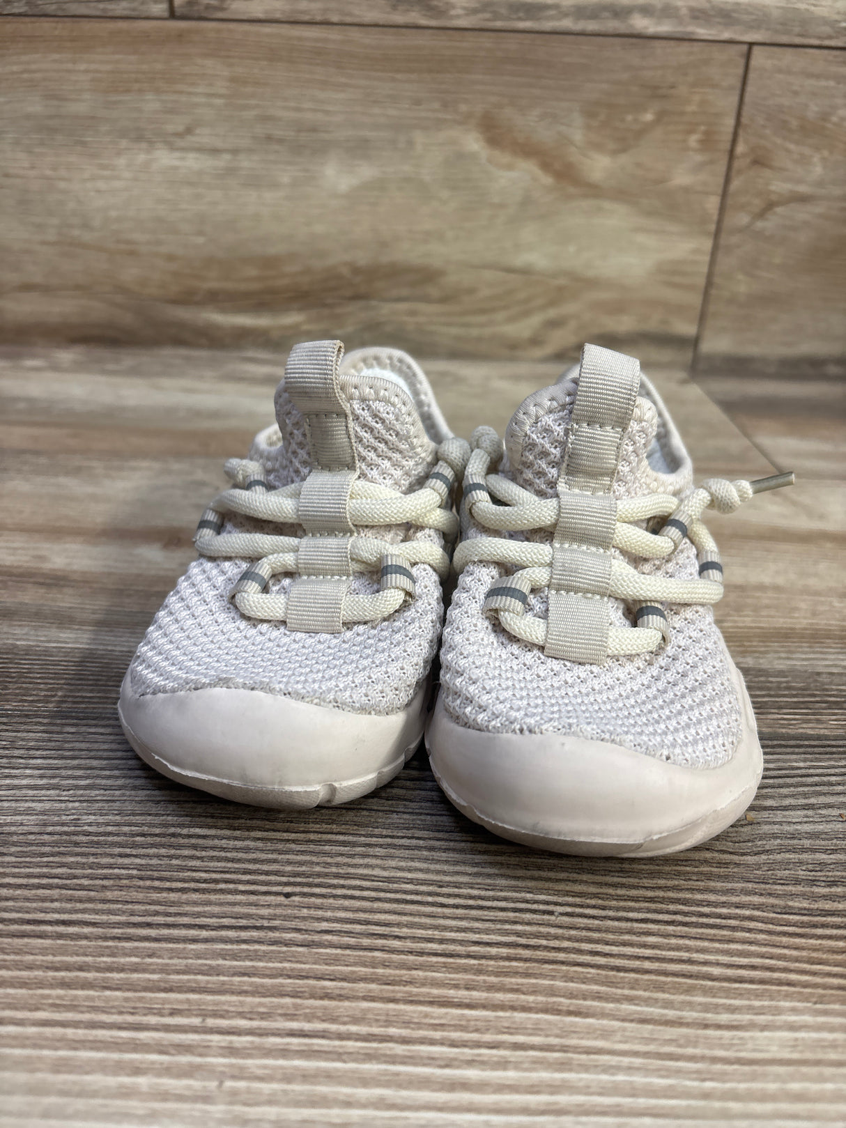 FEETCITY Wide Mesh Walking Shoes Beige sz 7/8c