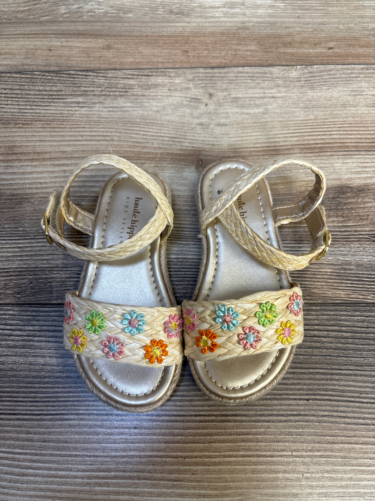 Haulte Hippie Floral Embroidered Sandals Tan sz 7c