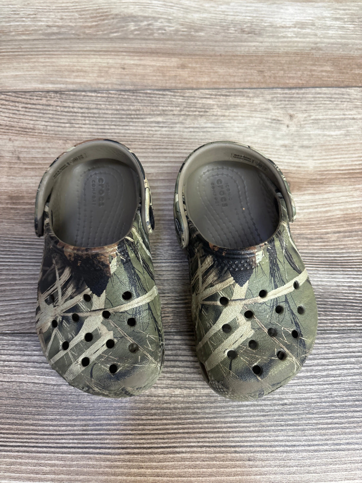 Crocs Classic Clogs Camo sz 7c