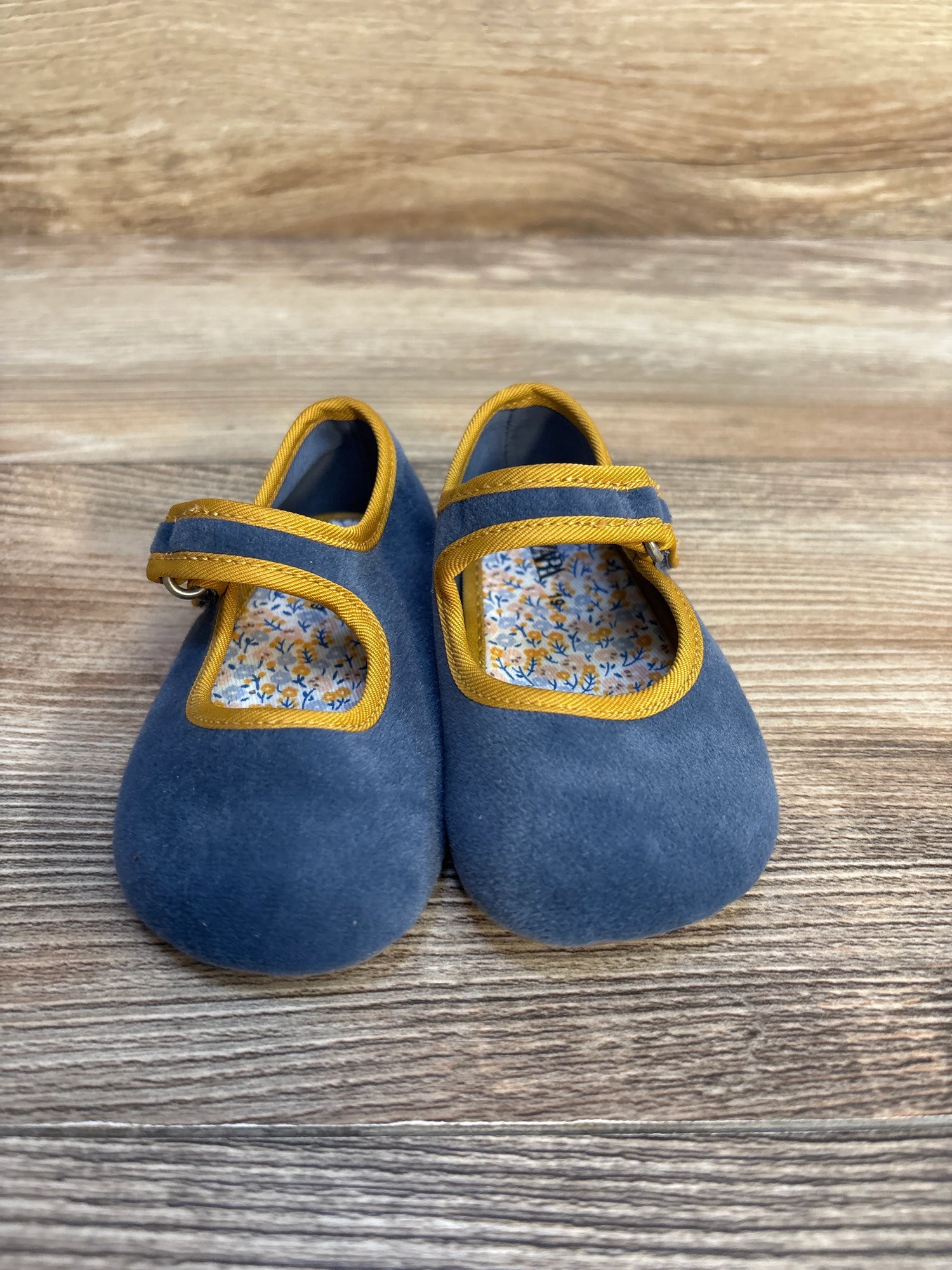 Zara Mary Jane Flats, Blue Velvet sz 4c