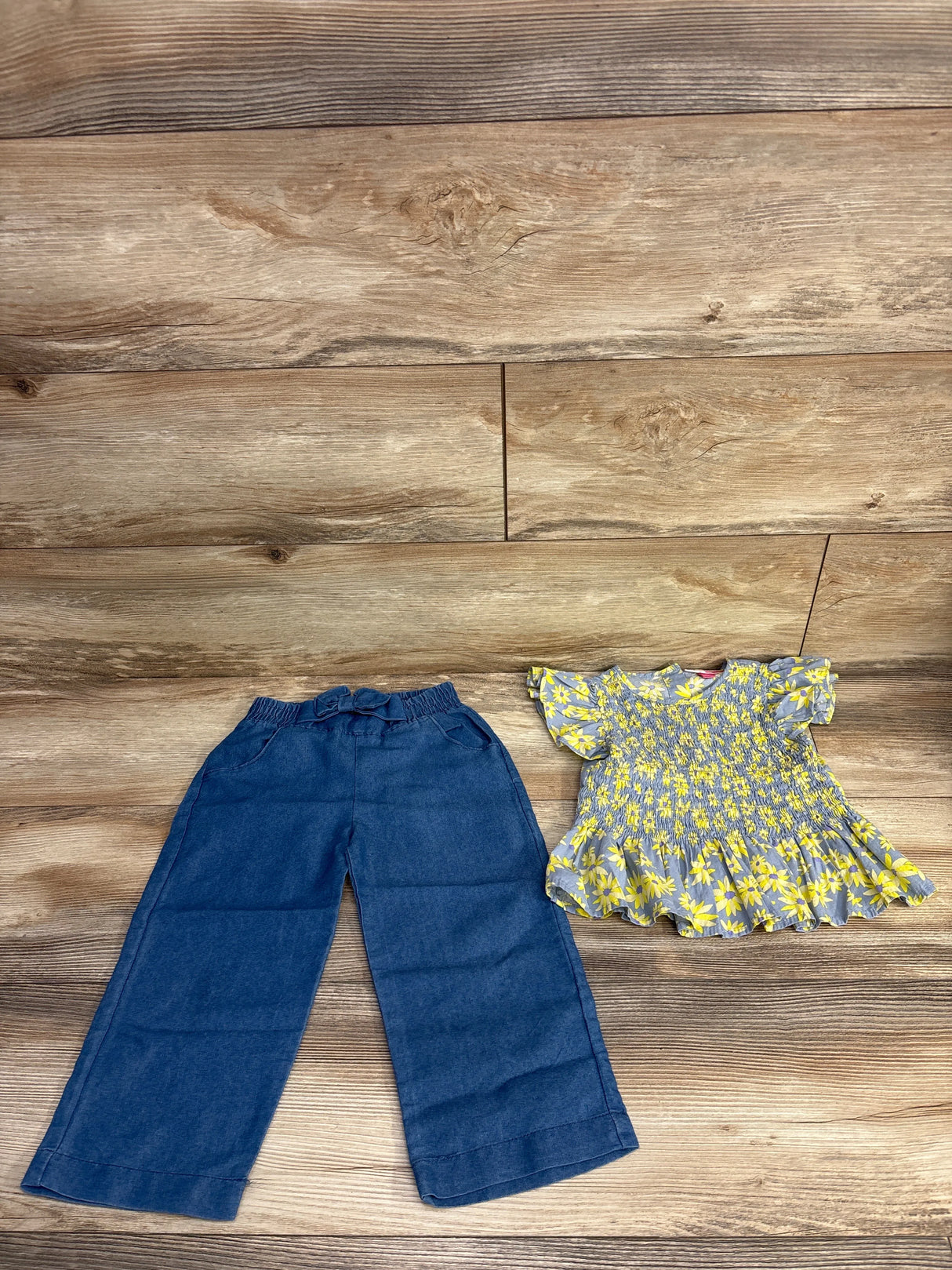 Penelope Mack 2pc Floral Shirt & Chambray Bottoms Set Light Blue sz 3T