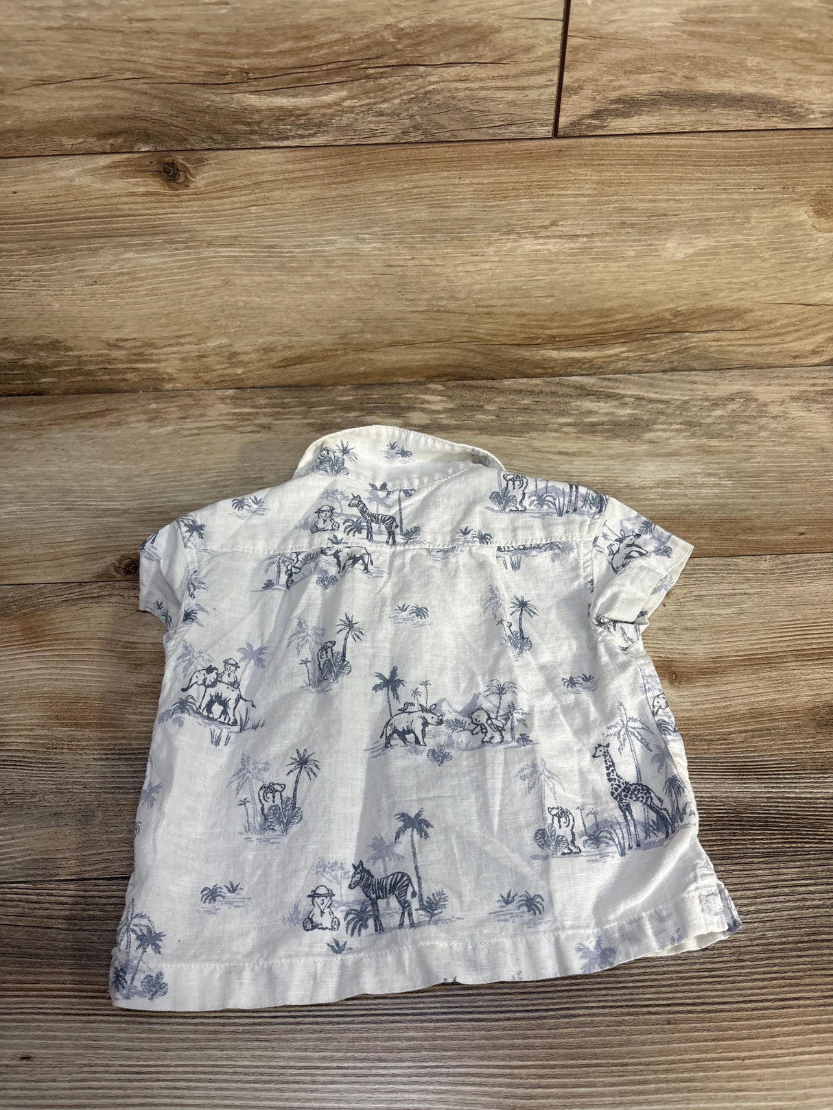 Button-Up Shirt White sz 12-18m