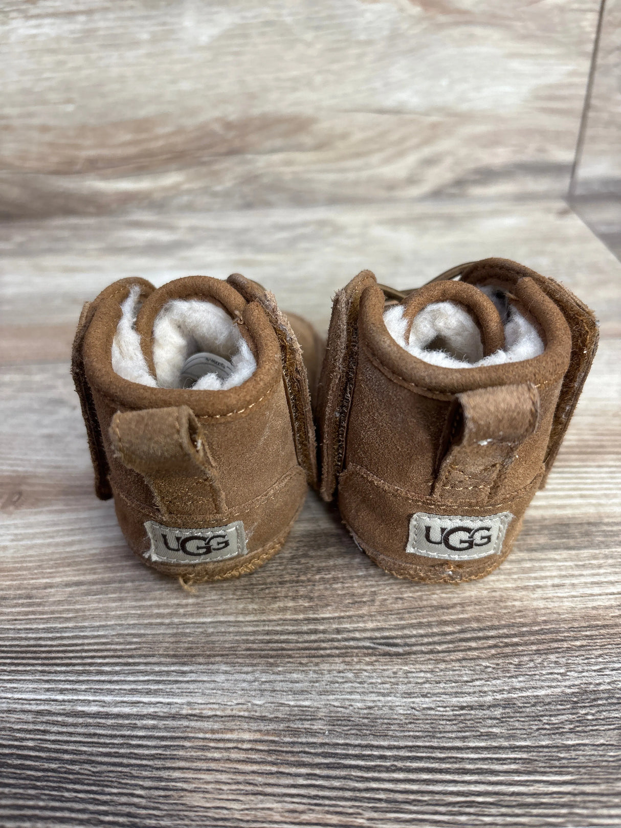 UGG Neumel Chukka Boots Chestnut sz 2/3c