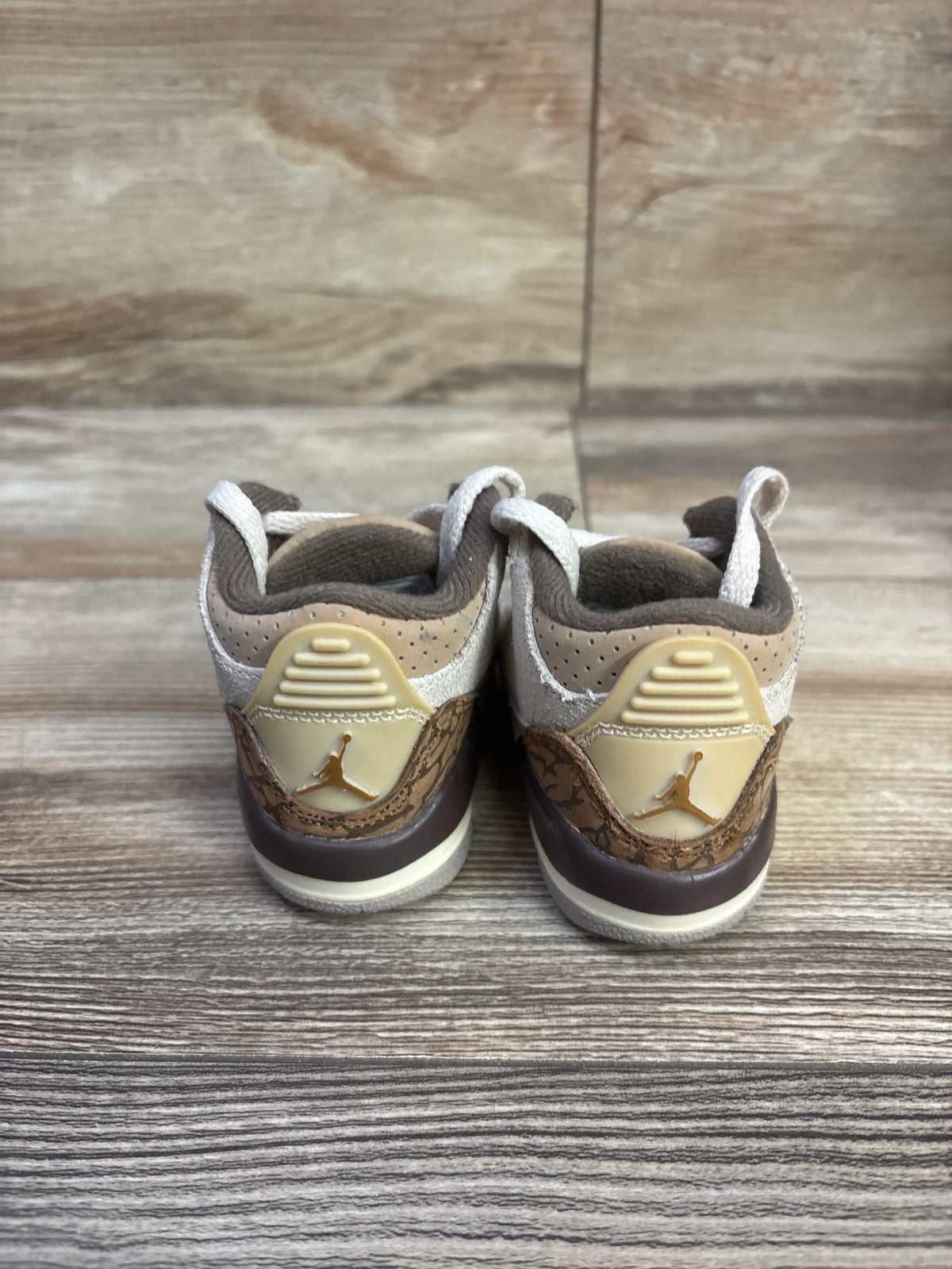 Air Jordan 3 Retro TD 'Palomino' Sneakers sz 3c