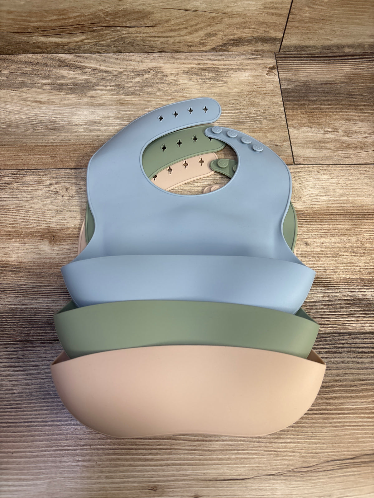 NEW PandaEar 3pk Silicone Baby Bibs with Catch Pocket