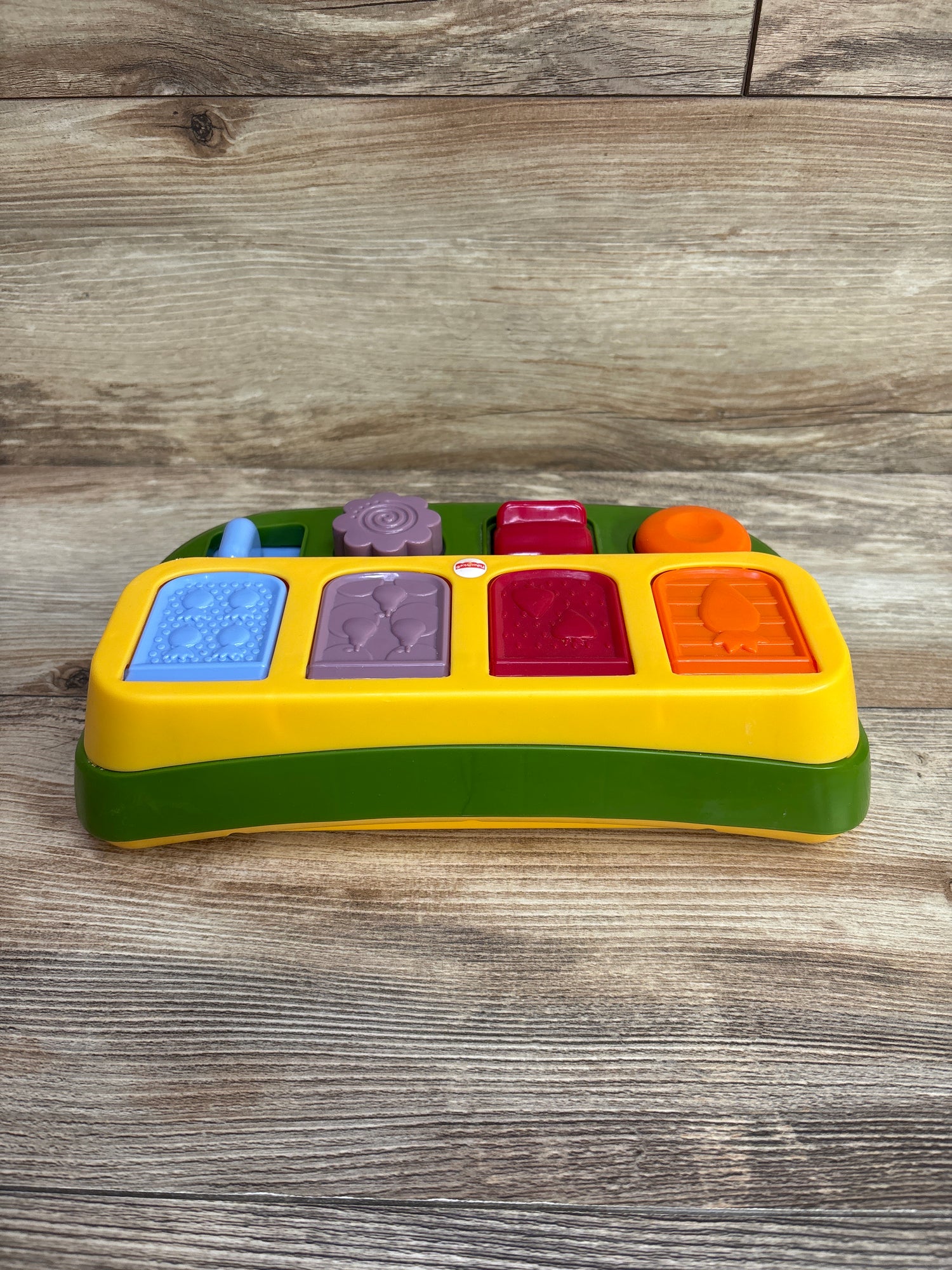 Fisher Price Tiny Garden Pop-up Surprise