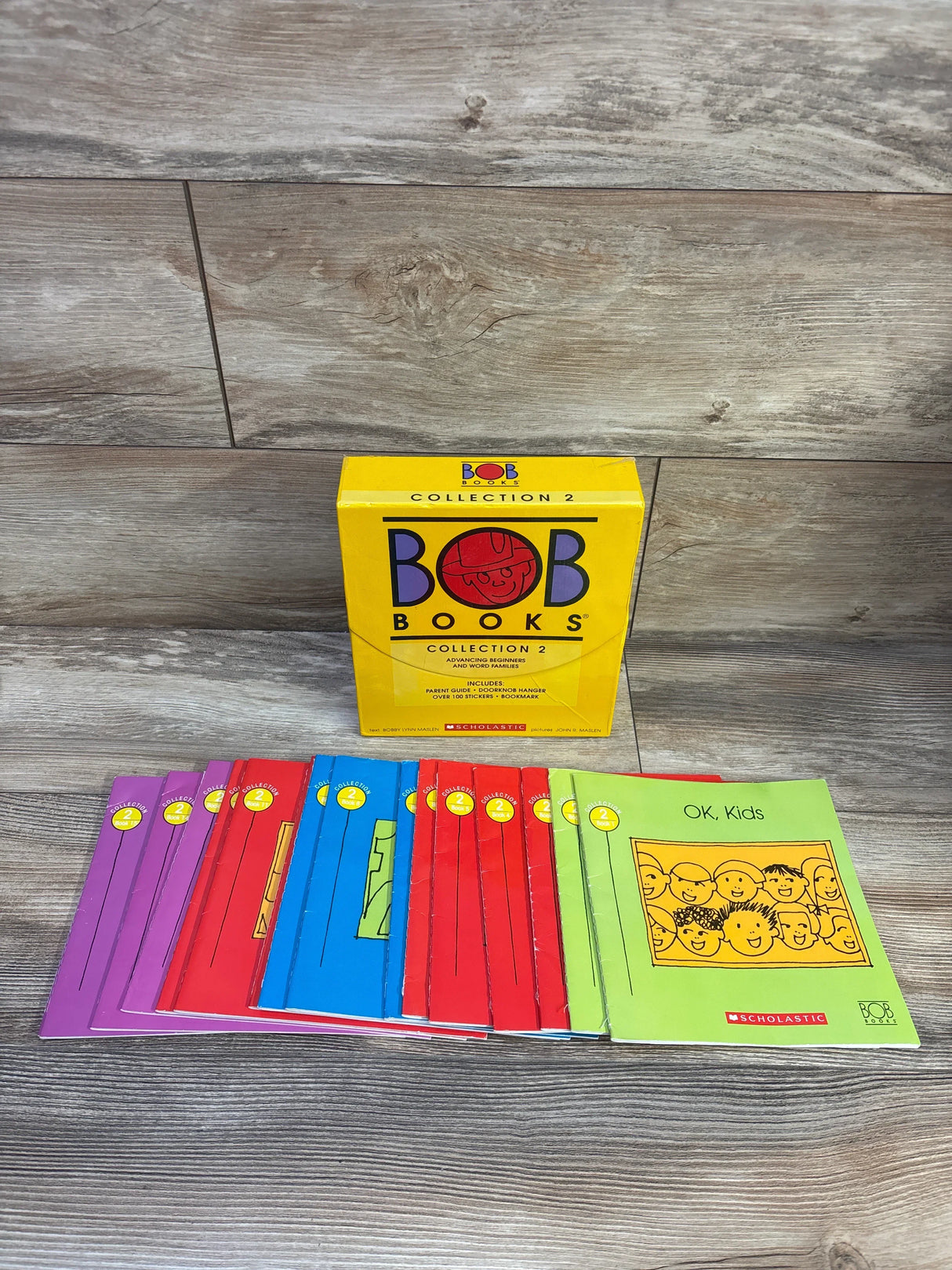 BOB Books Collection 2: Advancing Beginners and Word Families