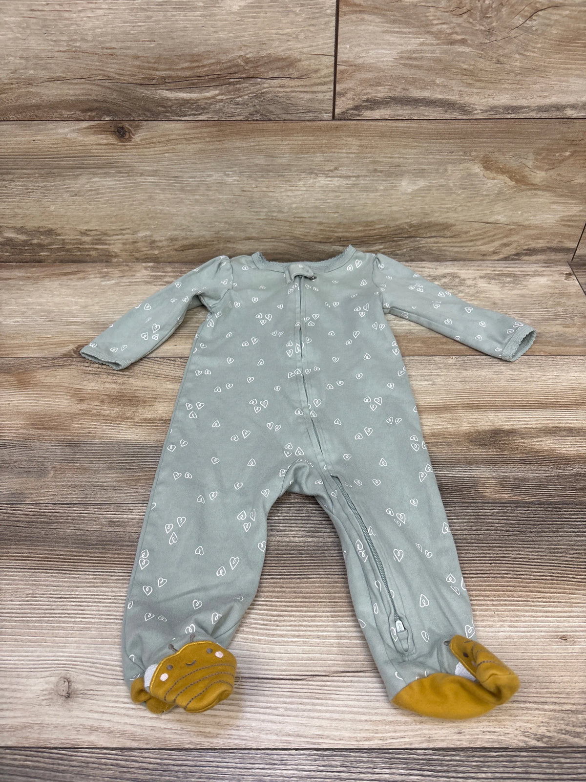 Carter's Heart Print Sleeper Green sz 9m
