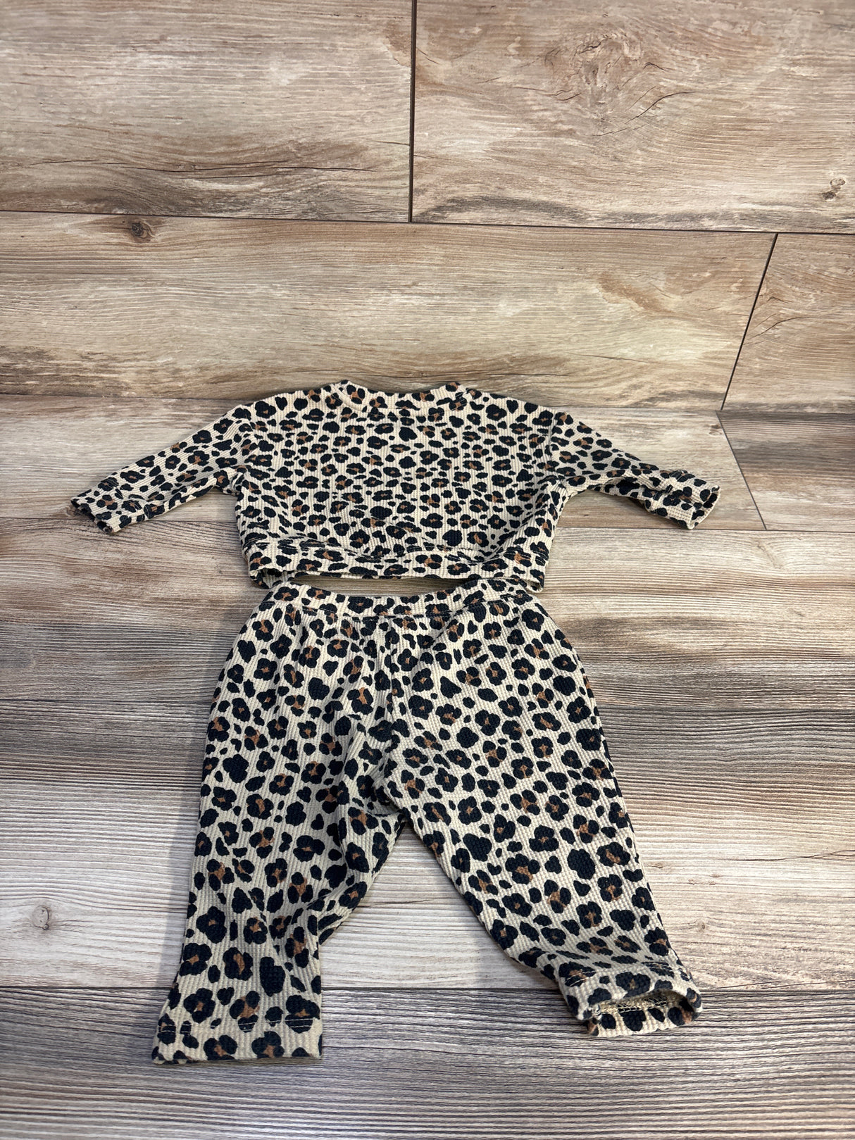 Cat & Jack 2pc Leopard Print Waffle Knit Shirt & Pants Set Beige sz 3-6m