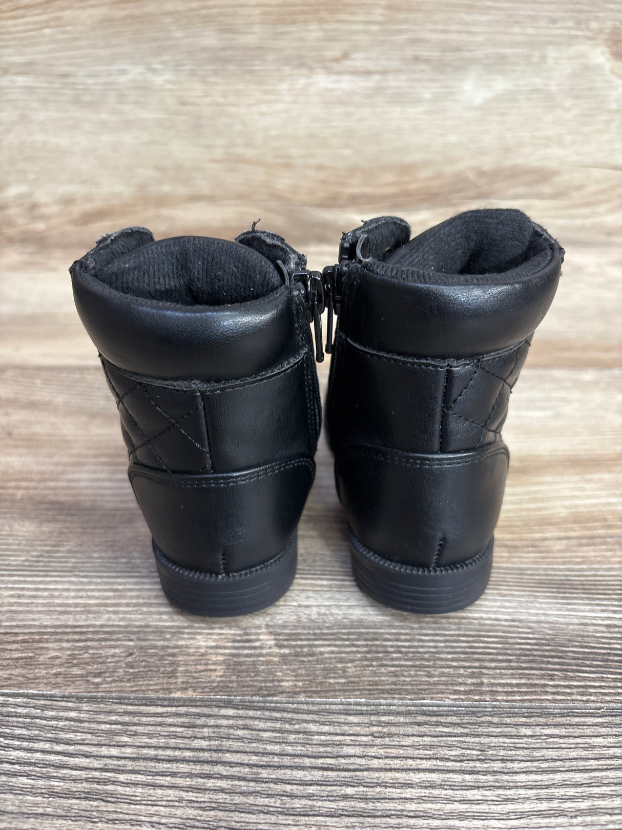 Children's Place Quilted Boots Black sz 5c