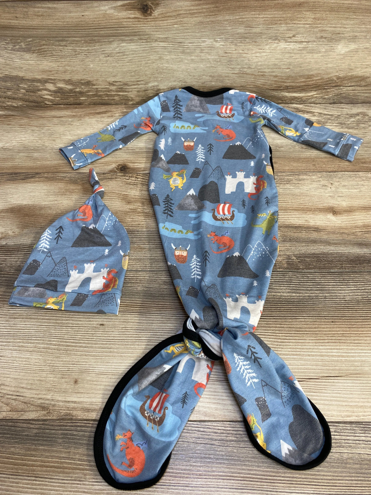 Copper Pearl Medieval Knot Gown + Top Knot Hat Blue sz Newborn - Me n Mommy To Be