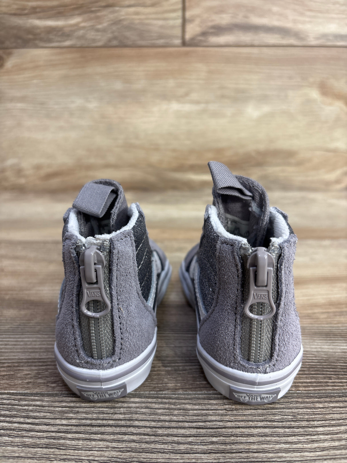 NEW Vans Sk8-Hi Zip 'Glitter Gunmetal' Sneakers Grey sz 4.5c