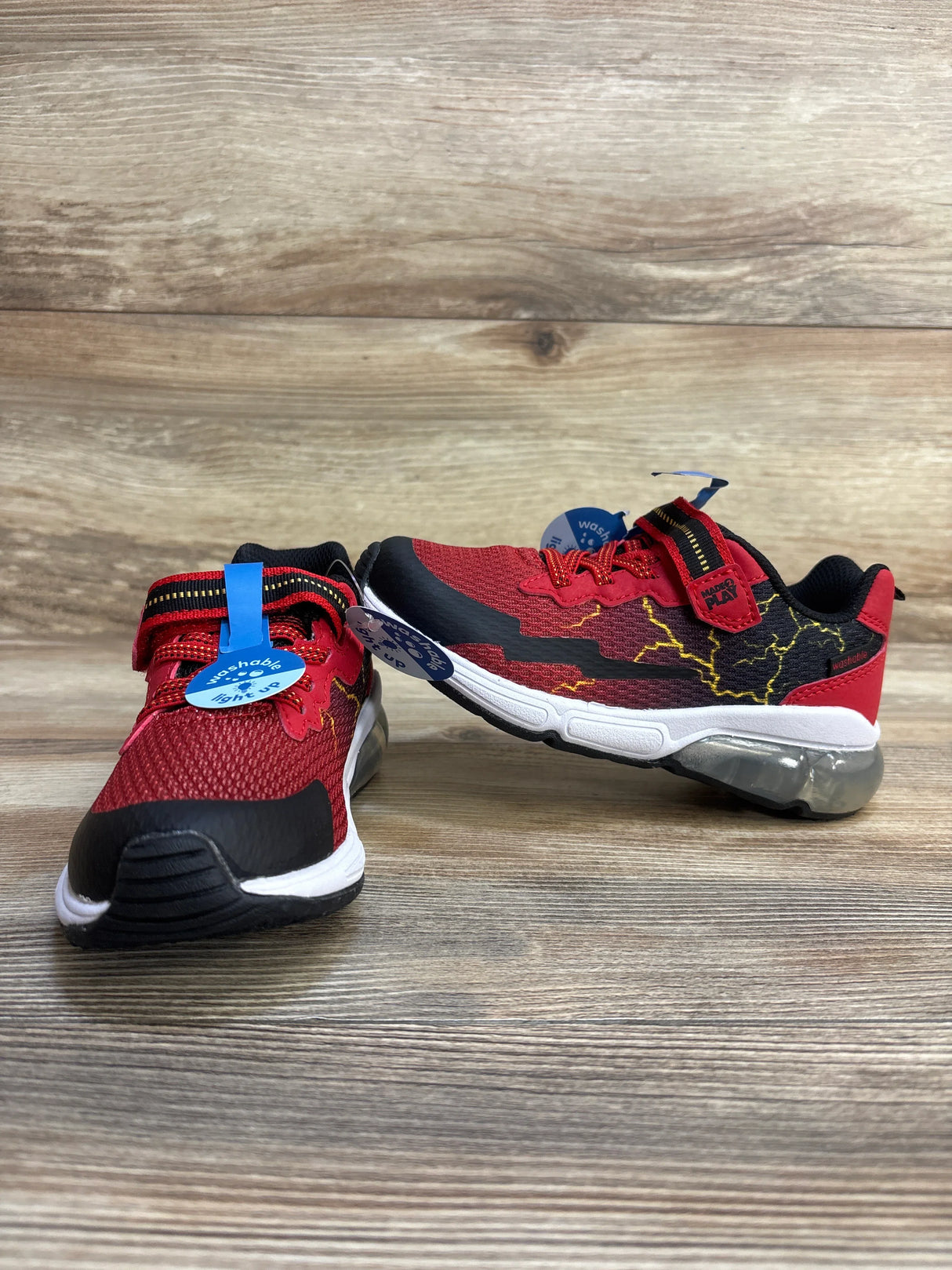 NEW Stride Rite Made2Play Sneakers Lighting Red sz 11c