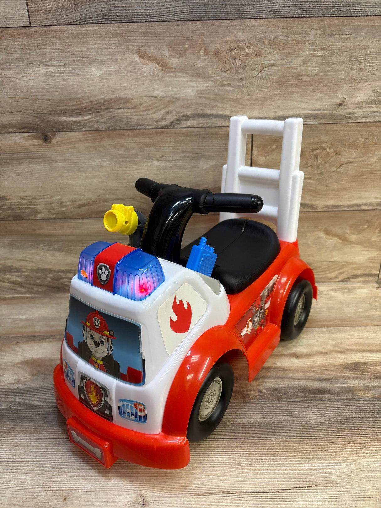 Nick Jr. PAW Patrol Marshalls Fire Truck Ride-On