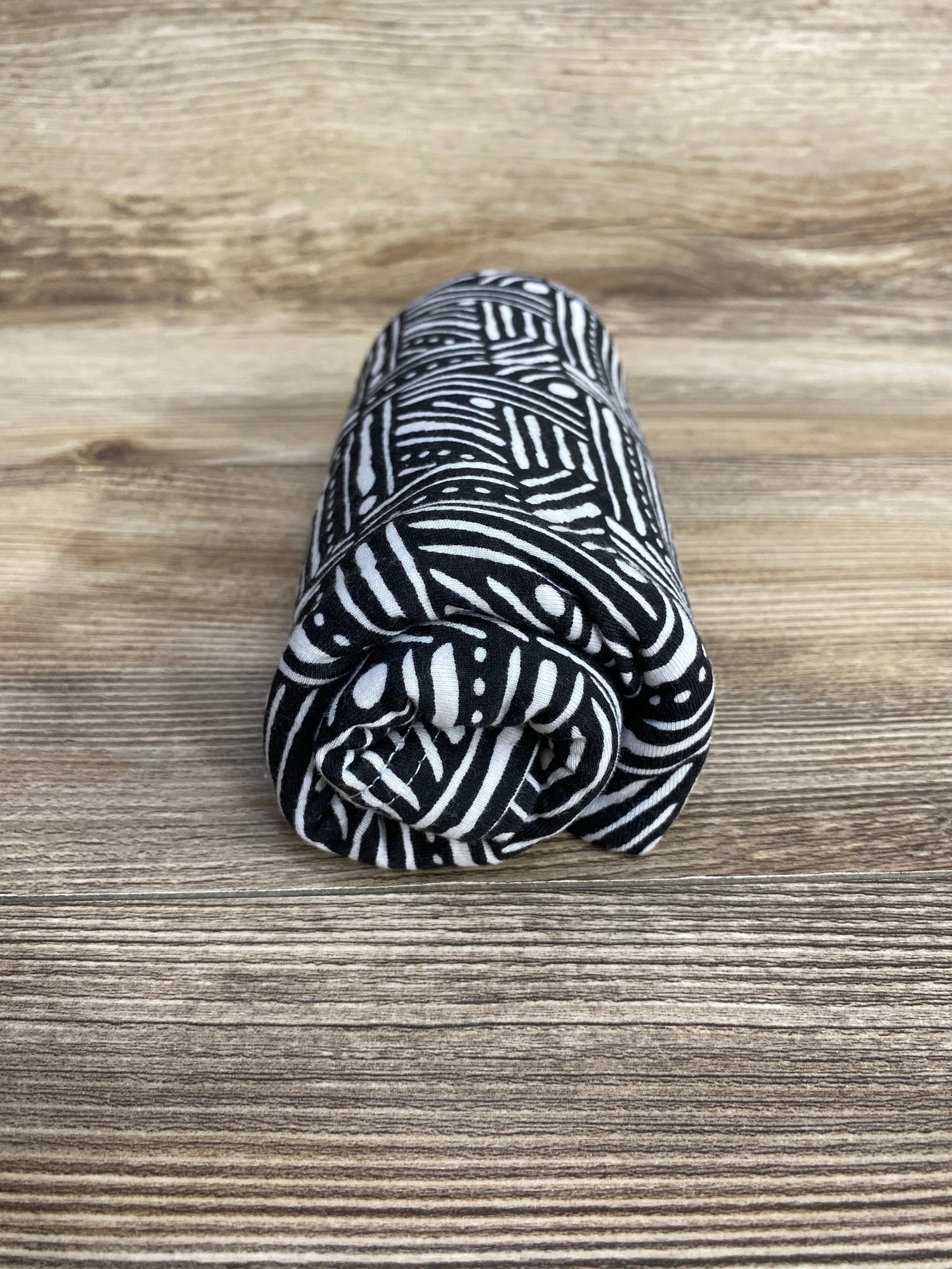 Trend Lab Geometric Multi-Use Nursing Cover - Me n Mommy To Be