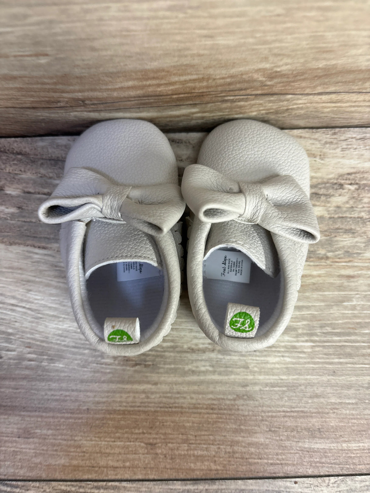 First Steps Girl Bow Cream Leather Moccasins sz 3c (6-9m) - Me n Mommy To Be