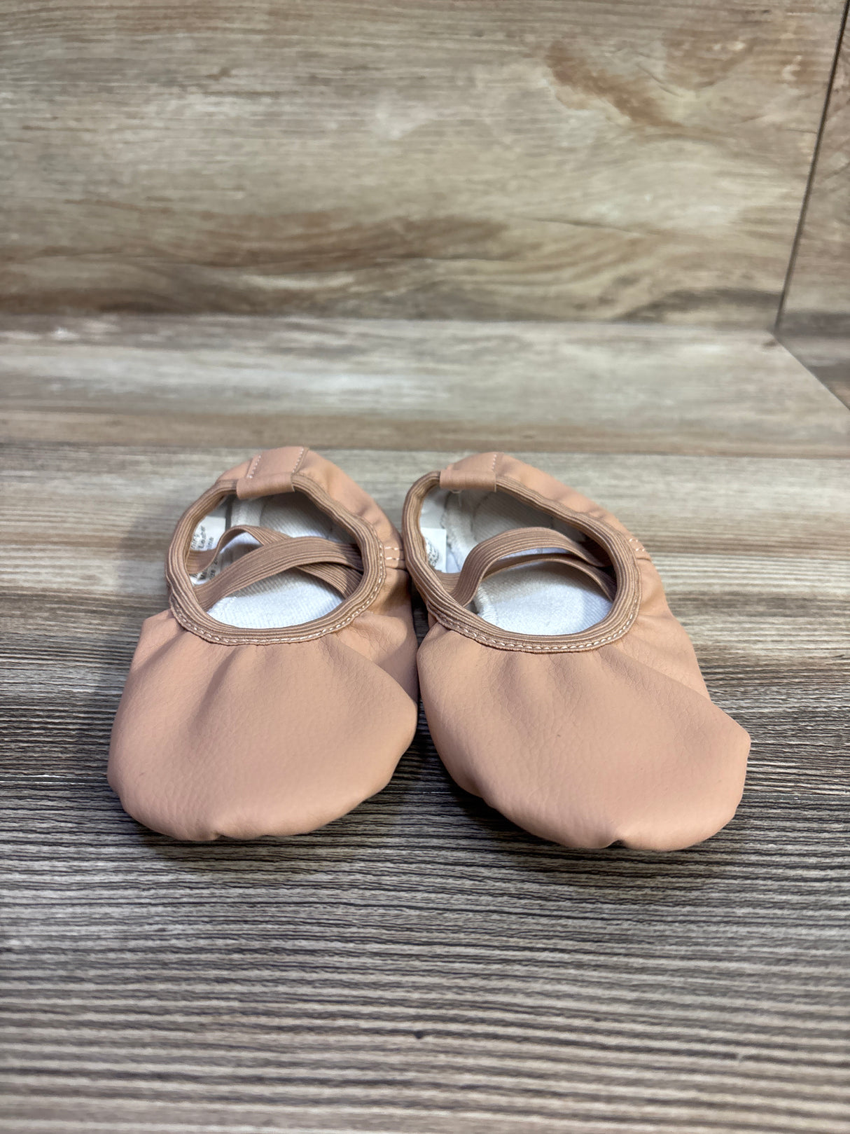 Yiwu Soft Ballet Shoes Beige sz 7/8c