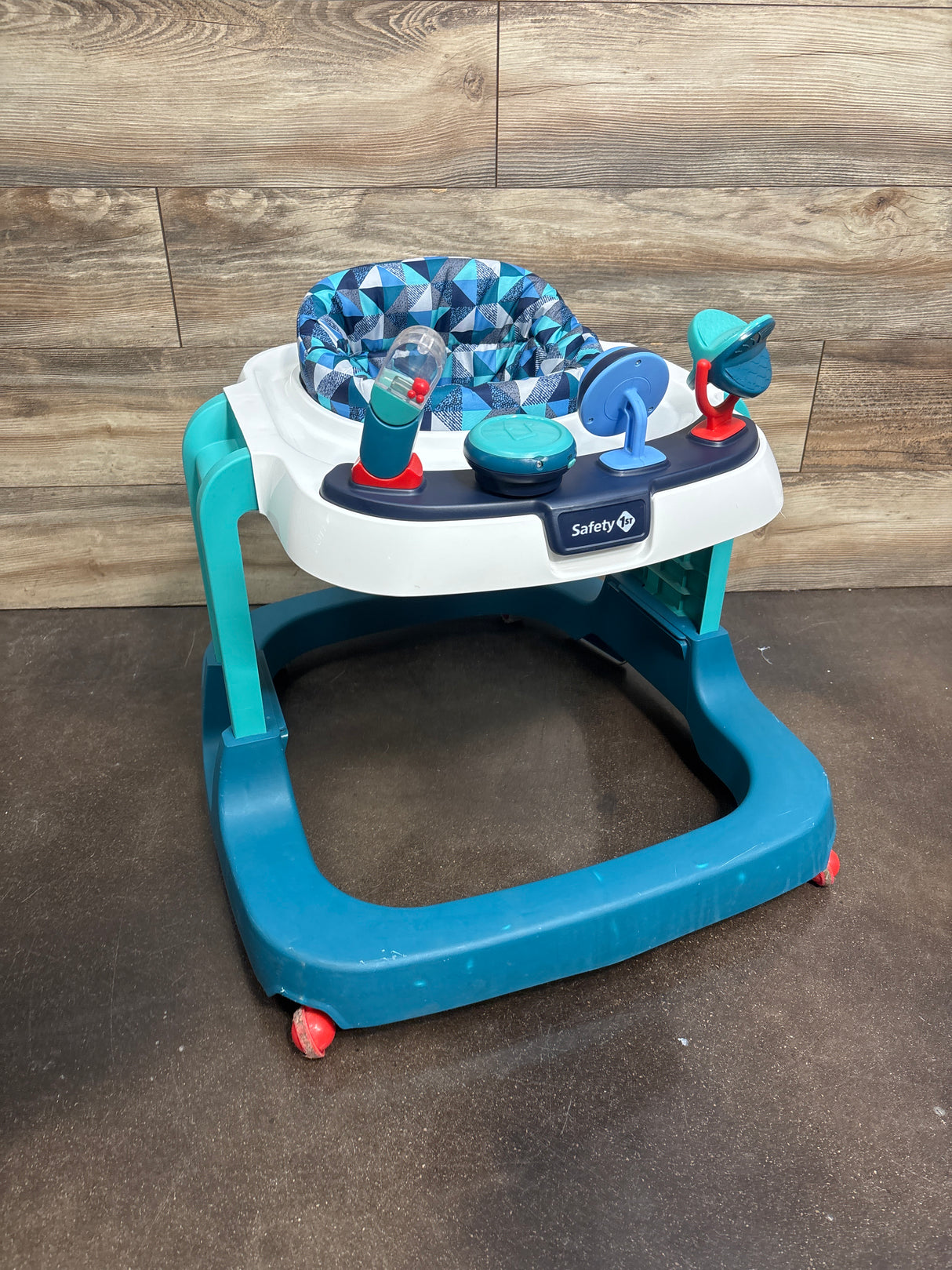 Safety 1st Ready, Set, Walk DX Developmental Walker in Kinsale