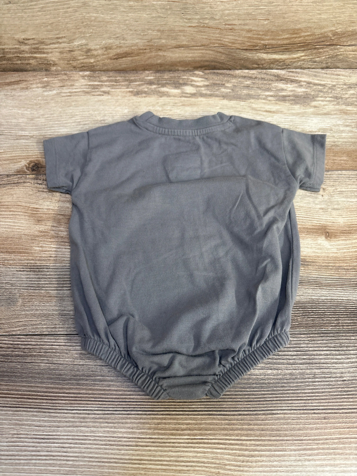 Cat & Jack Love You More Romper Grey sz 0-3m - Me n Mommy To Be