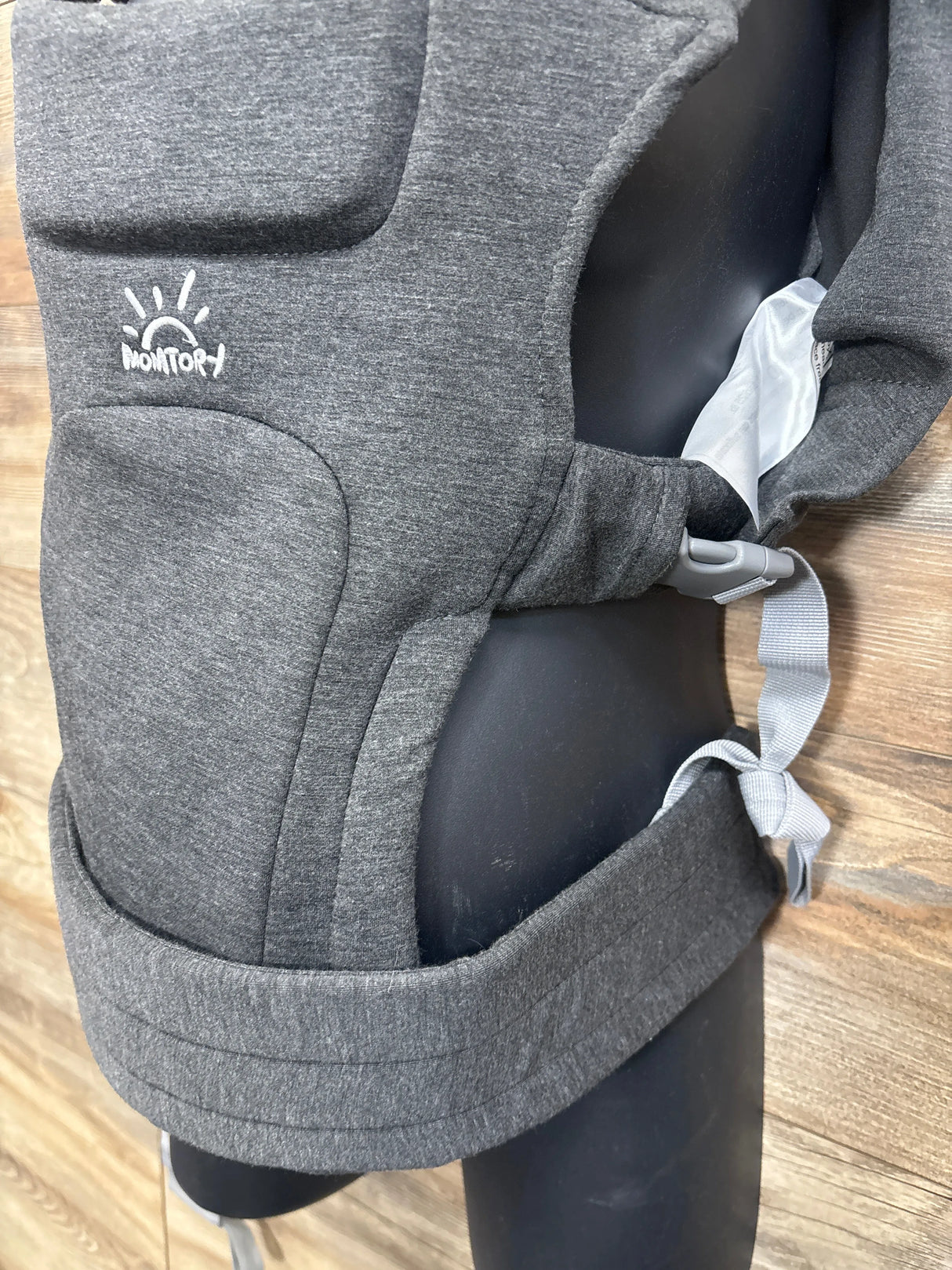 MOMTORY Baby Carrier in Dark Grey 7-25lbs