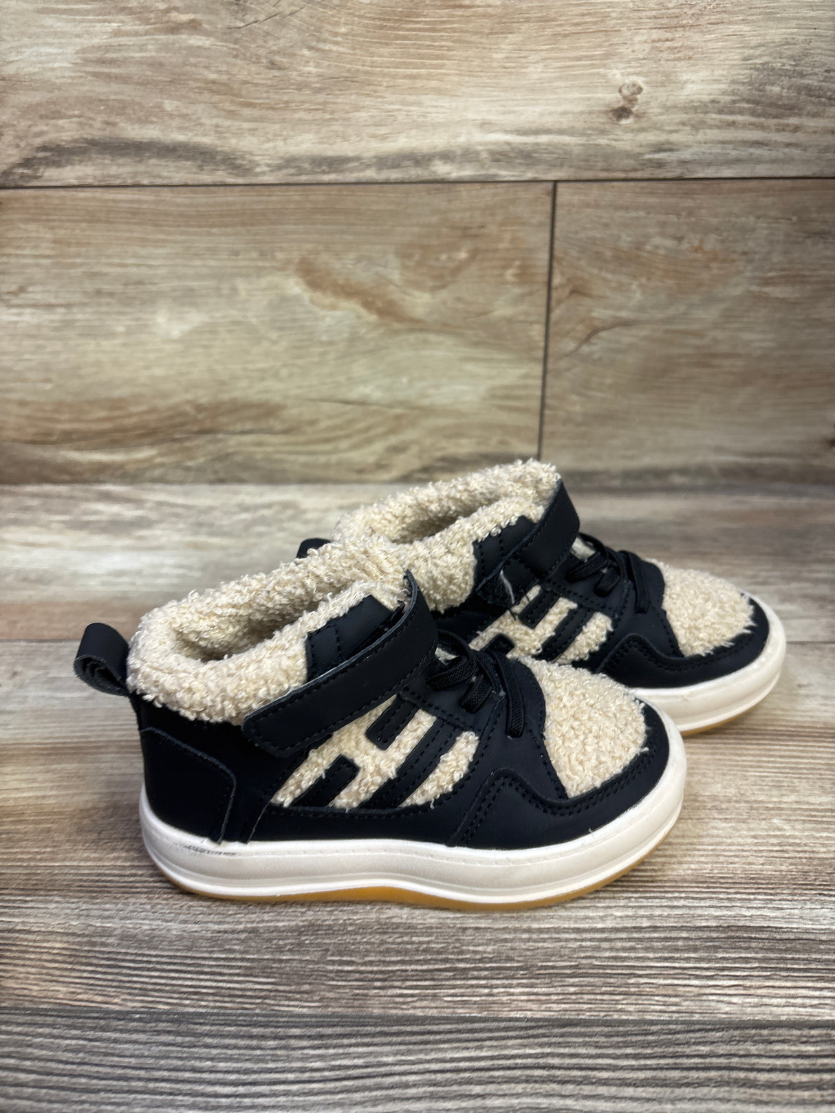 Shein Fleece High Top Sneakers Black sz 11c