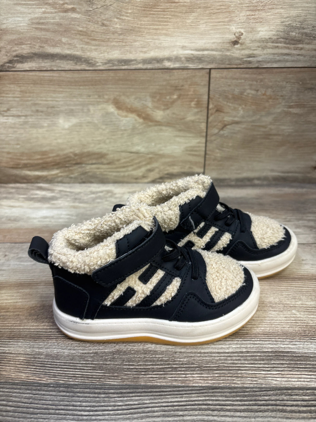 Shein Fleece High Top Sneakers Black sz 11c