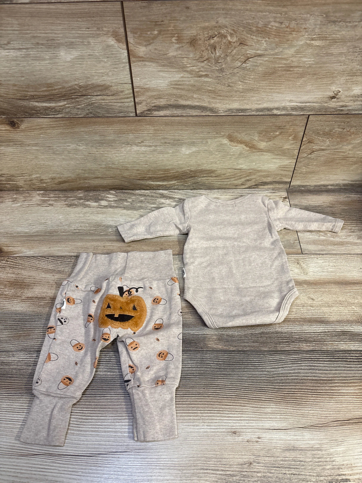 Rabbit + bear Organic 2pc Pumpkin Bodysuit & Pant Set Beige sz 0-3m