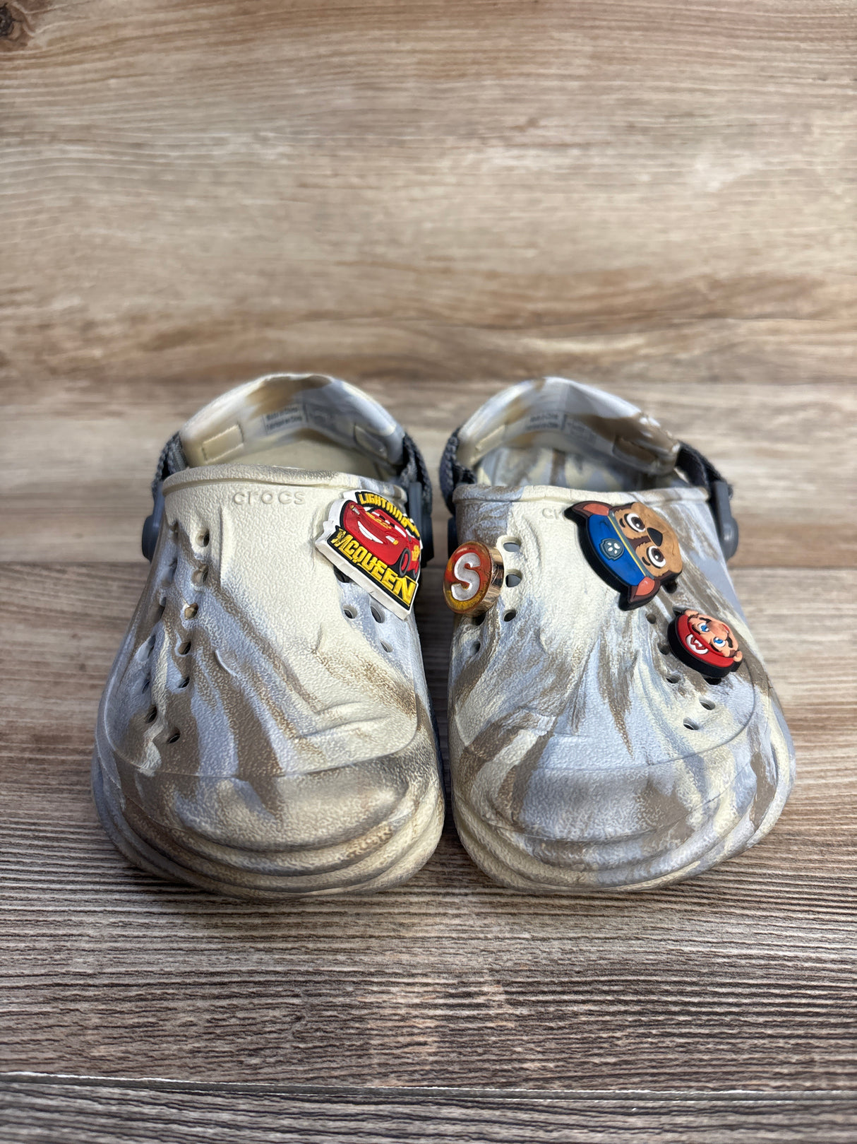 Crocs Echo Clogs Camo w/ Jibbitz sz 9c