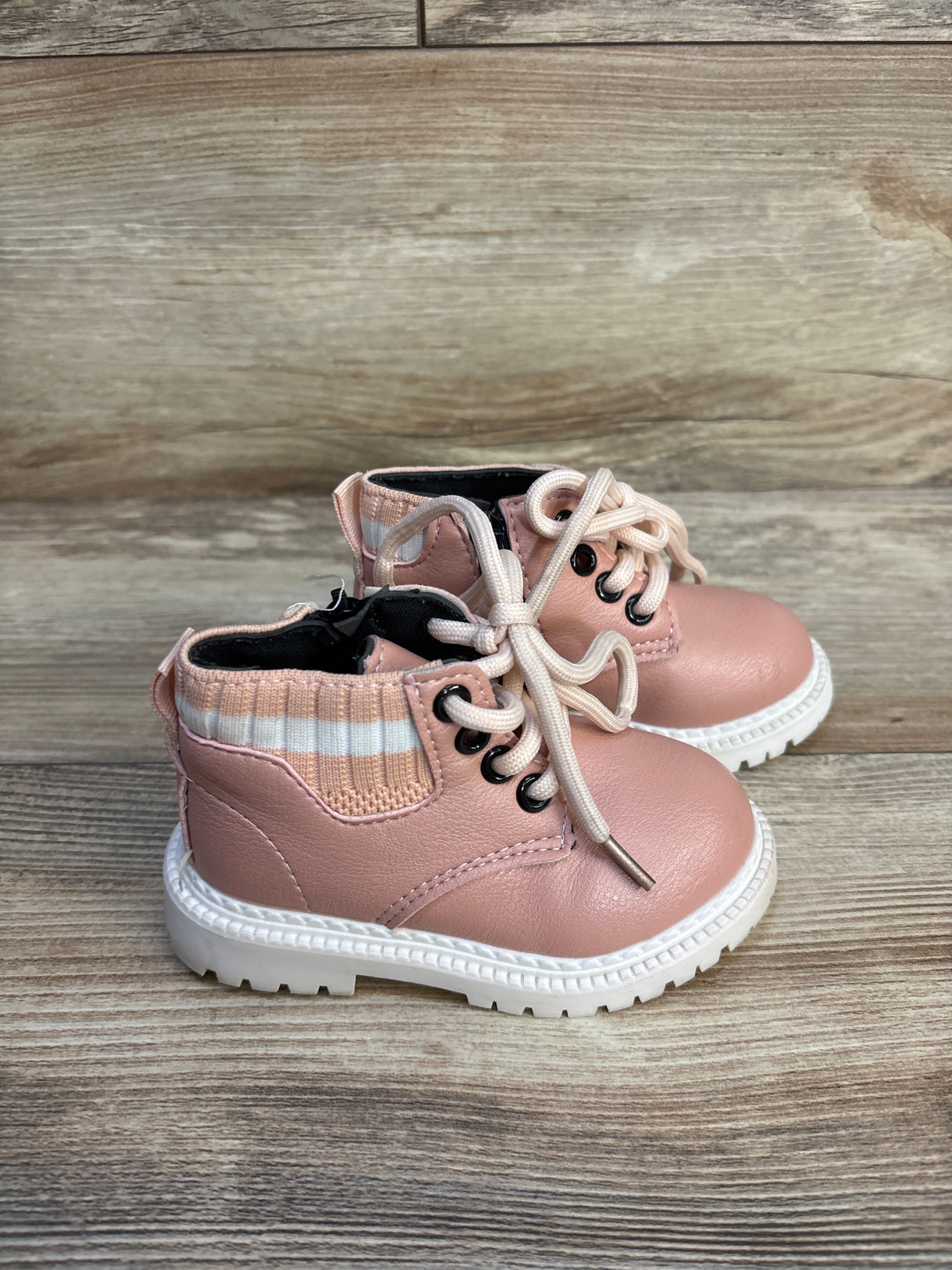 Lace-Up Sweater Ankle Boots Pink sz 6/7c