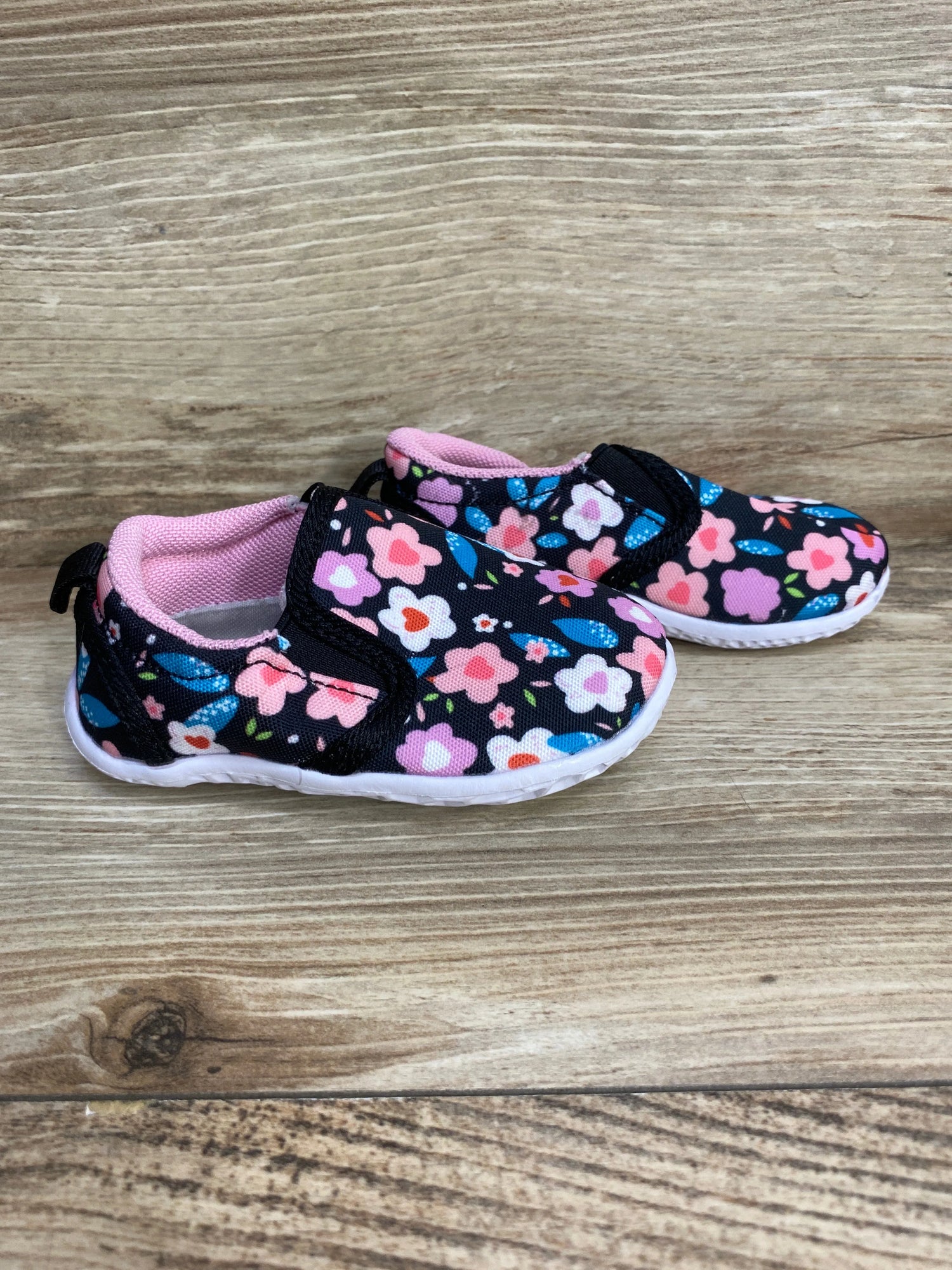 FEETCITY Slip On First Walking Shoes Flowers sz 6-12m - Me n Mommy To Be