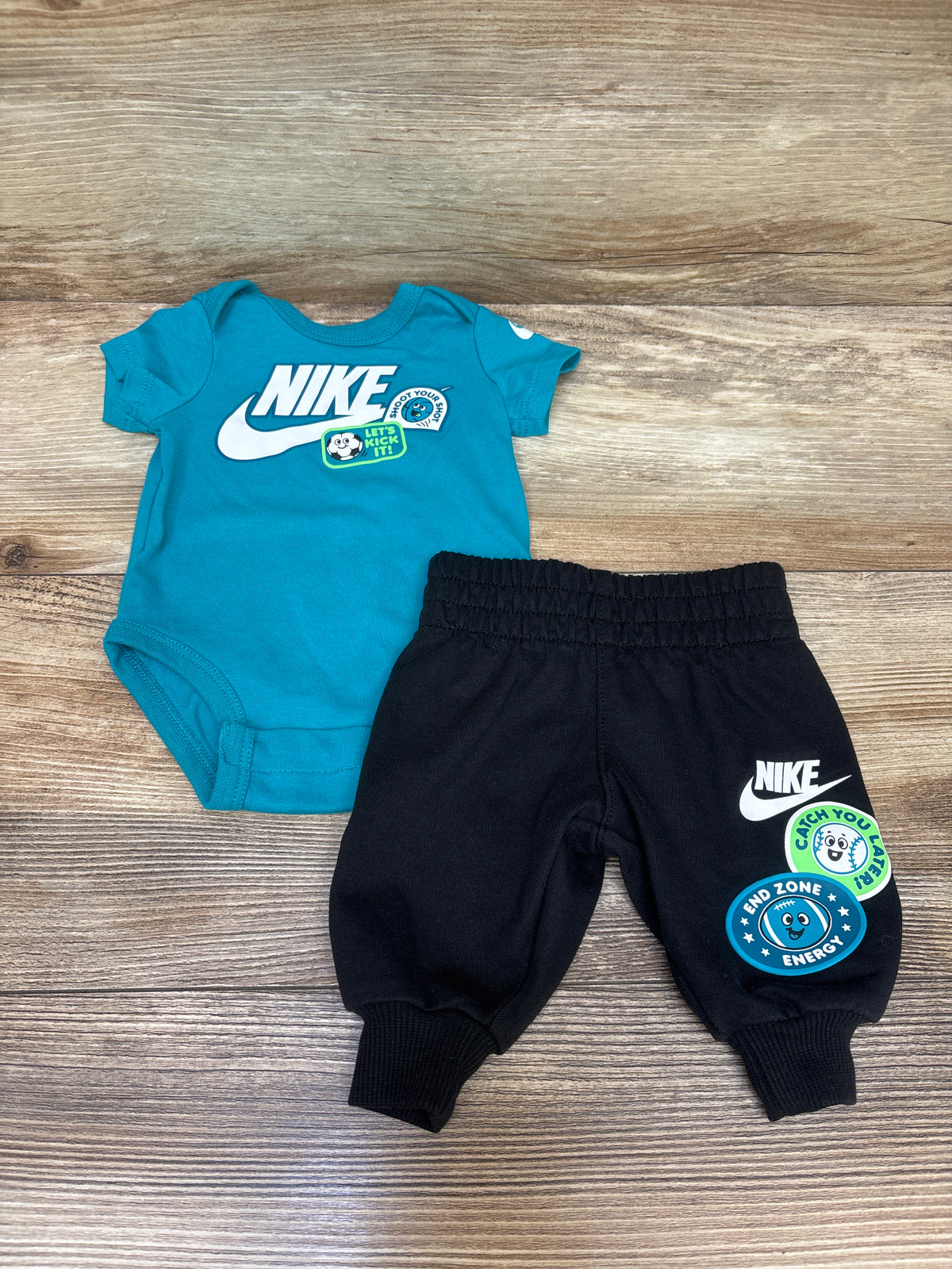 Nike 2pc Bodysuit & Pants Set Teal sz Newborn