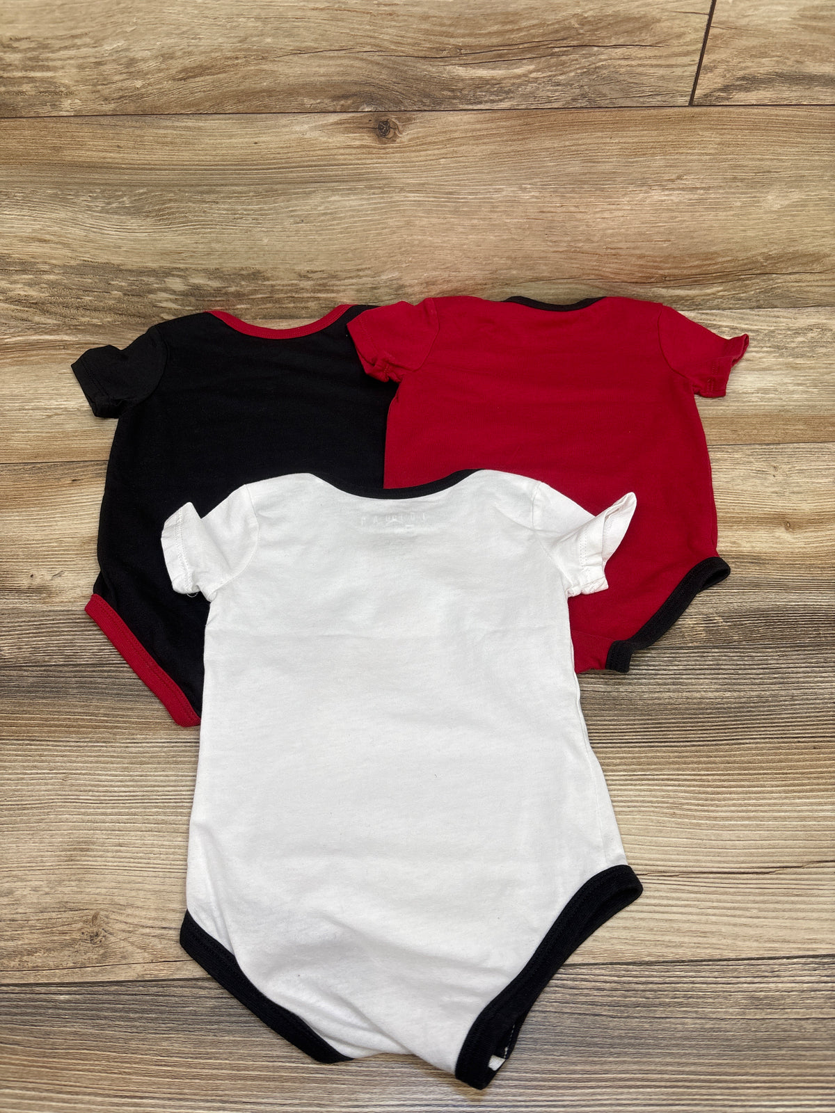 Jordan 3pk Bodysuits Black sz 18m