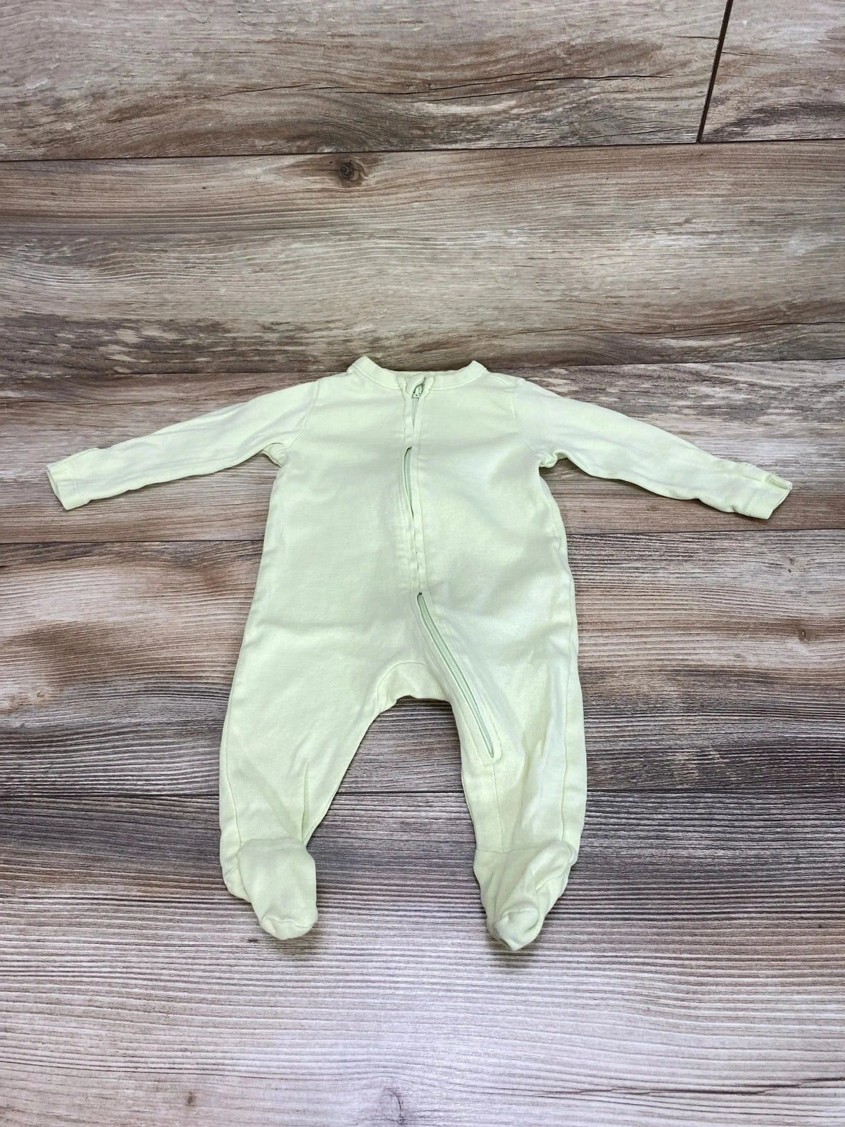 Old Navy Sleeper Green sz 0-3m - Me n Mommy To Be