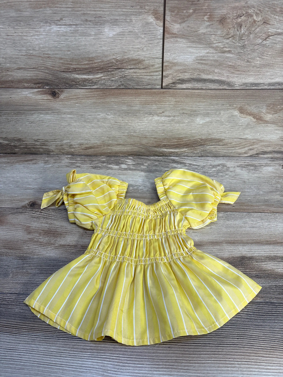 Habitual Girl Smocked Puff Sleeve Blouse Yellow sz 24m