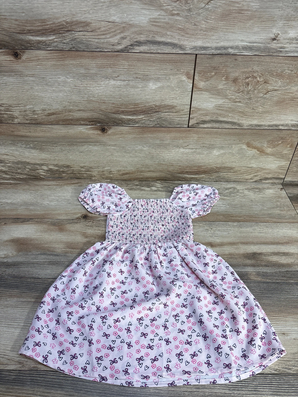 NEW Heart and Arrow Smocked Floral Dress Pink sz 2T - Me n Mommy To Be