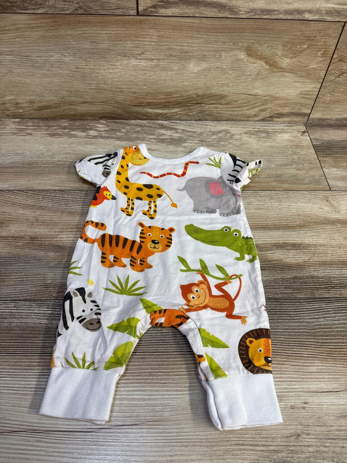 Animal Print Short Sleeve Jumpsuit White sz 0-3m