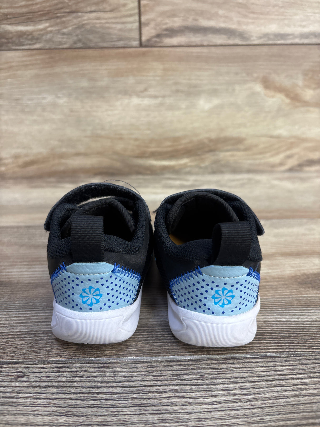 Nike Omni Multi-Court Sneakers Black sz 7c