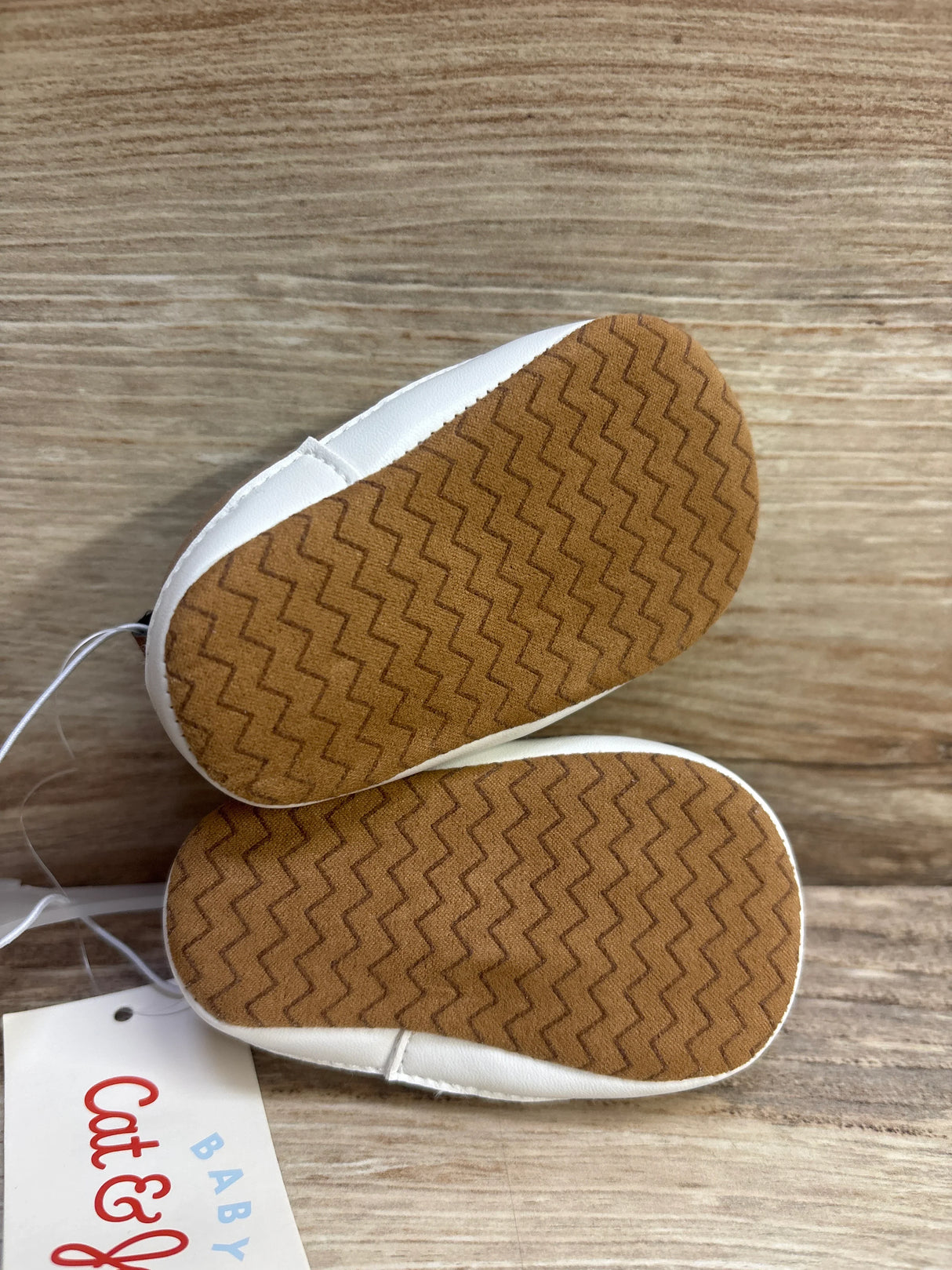NEW Cat & Jack Soft Sole Shoes Tan sz 0/1c
