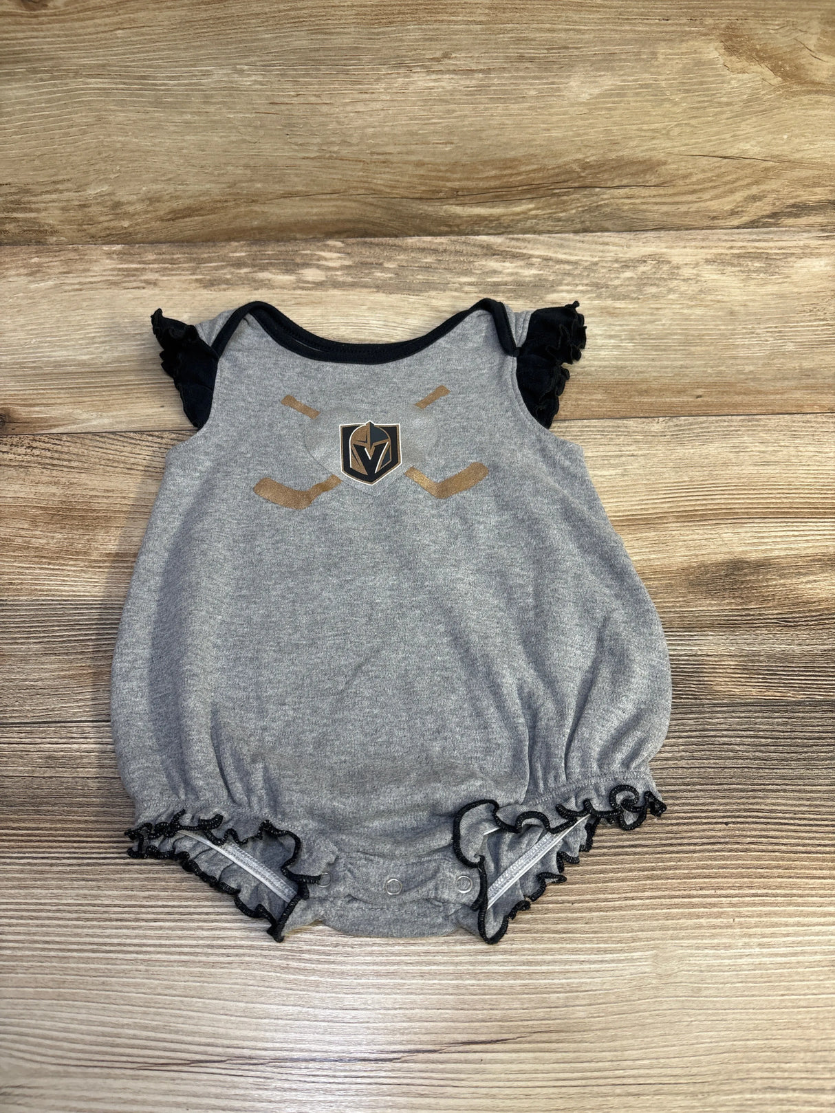 NHL Golden Knights Ruffle Creeper Grey sz 6/9m