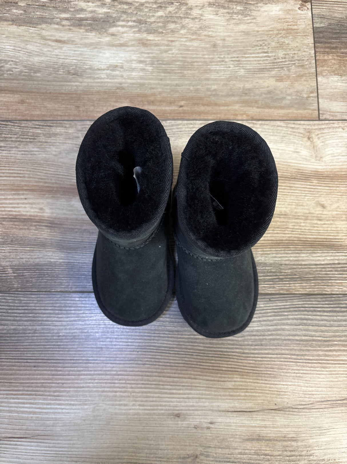 Ugg Classic Short II Boots Black sz 6c