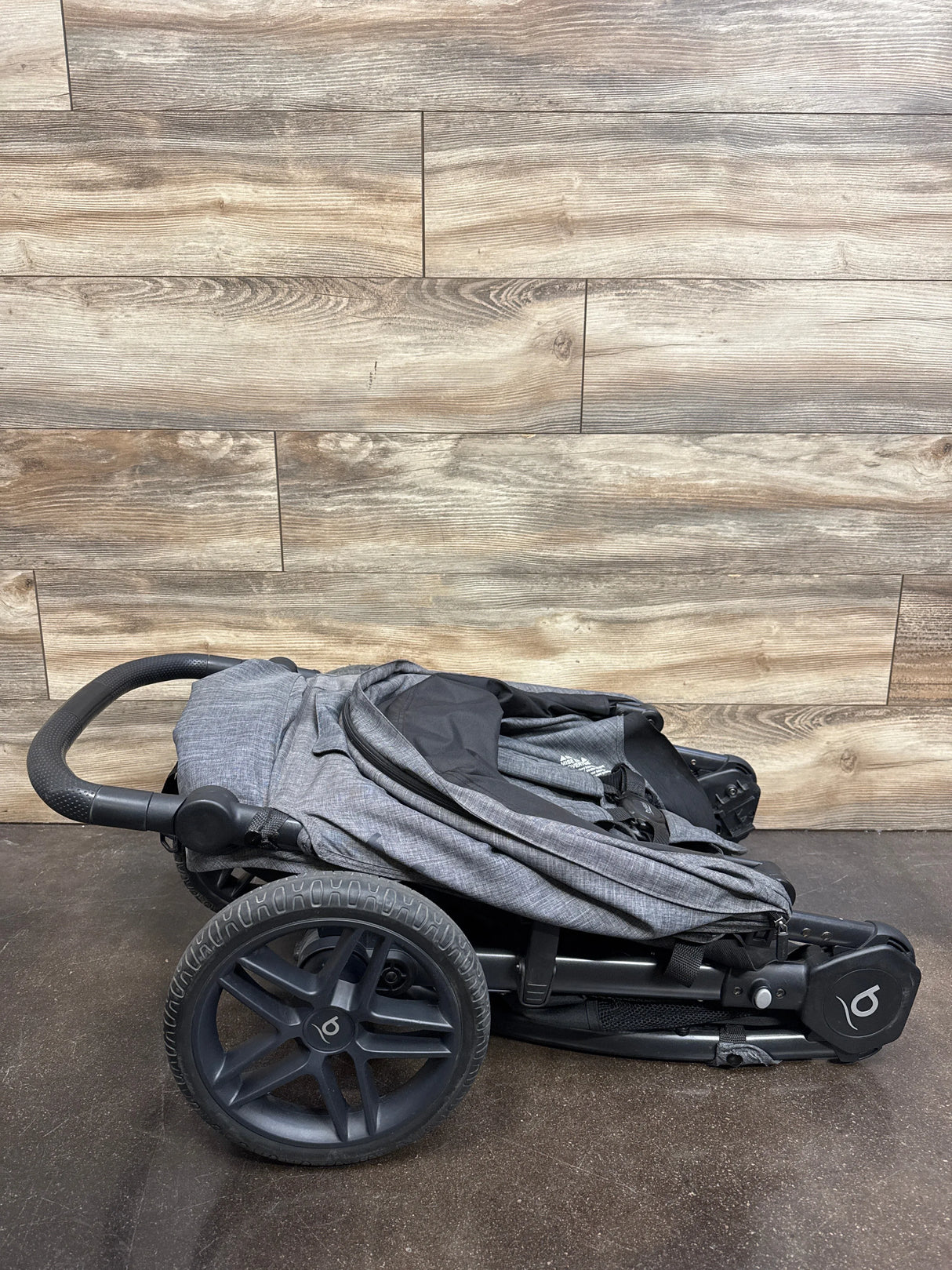 Britax B-Free Stroller in Vibe