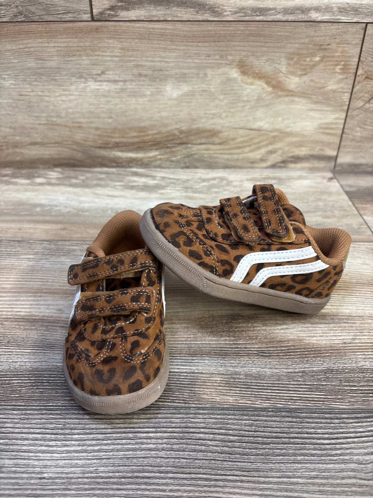 Cat & Jack Dakota Retro Court Sneakers Brown sz 7c
