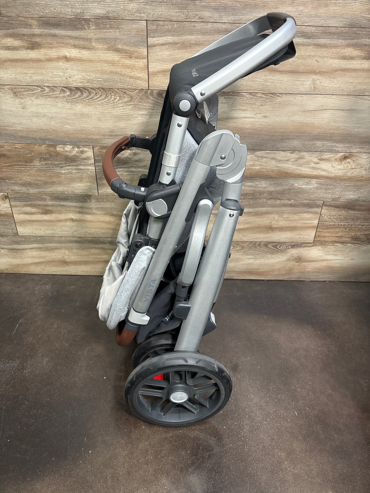 UPPAbaby Vista V2 Stroller & Bassinet in Gregory