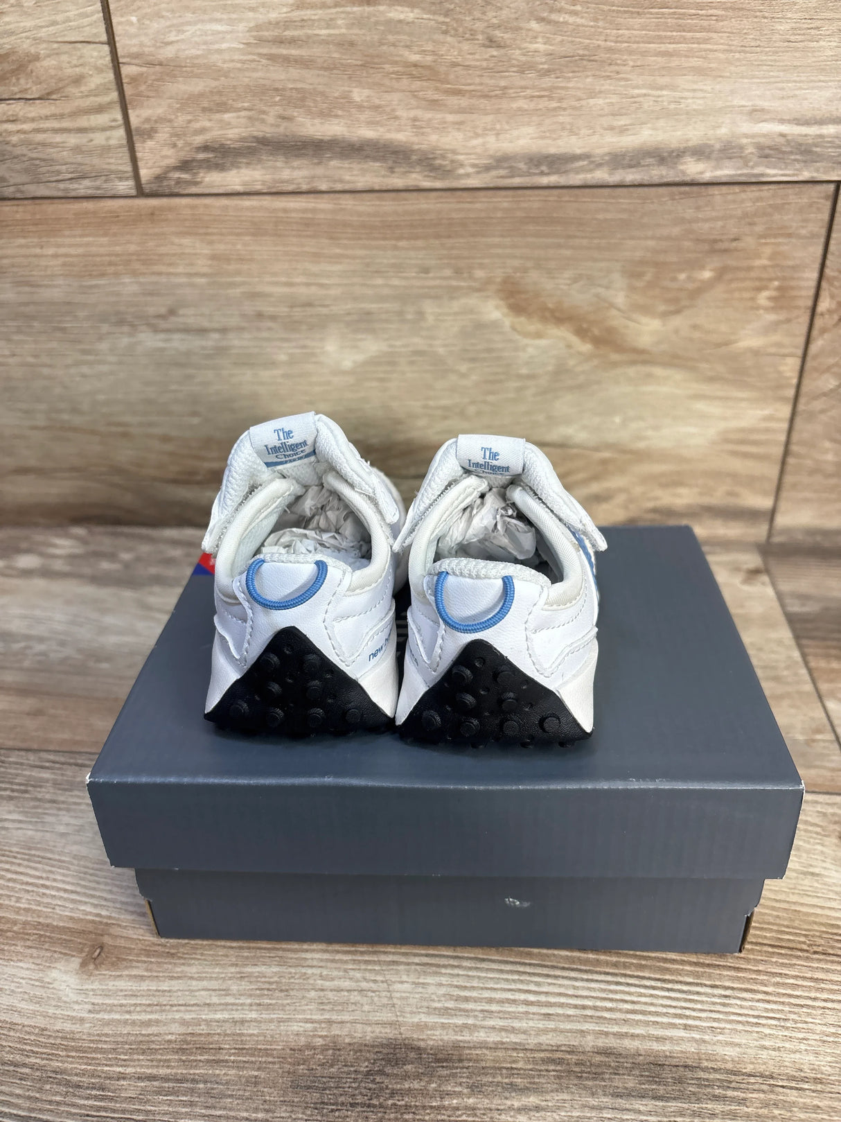 NEW New Balance New-B Hook and Loop Sneakers White sz 2c