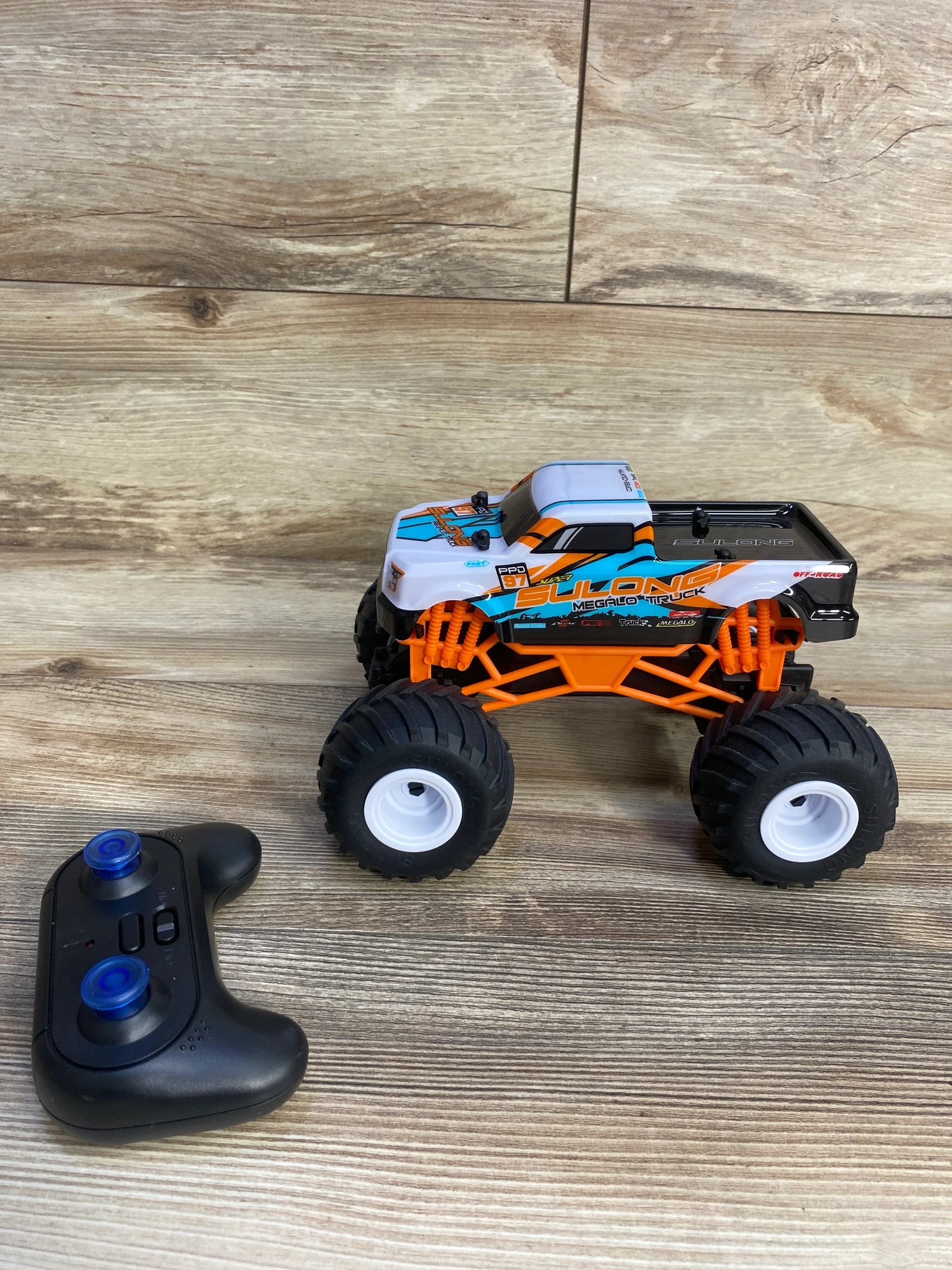 Scientoy Remote Control Truck 'R/C Megalo Truck' White/Orange