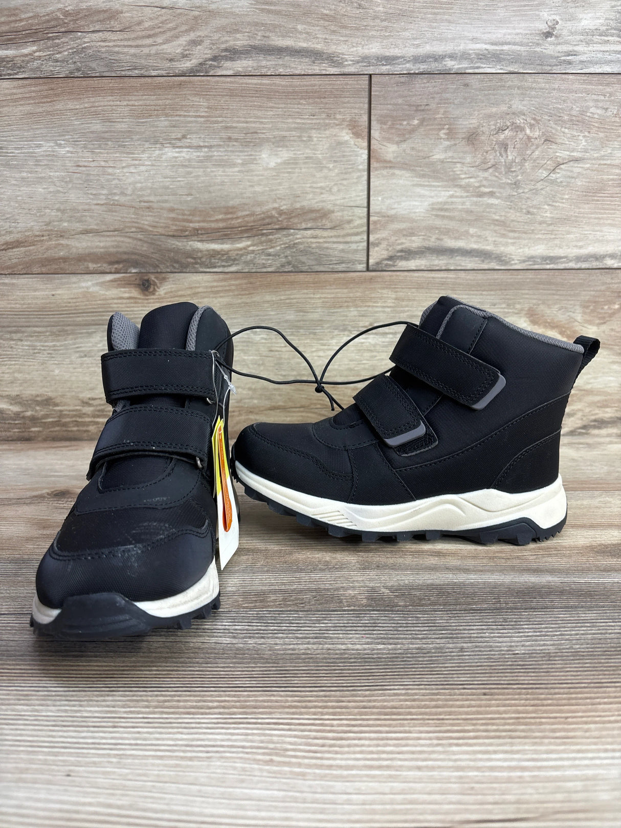 NEW All In Motion Waterproof Arrow Snow Boot Jet Black Sz 2Y